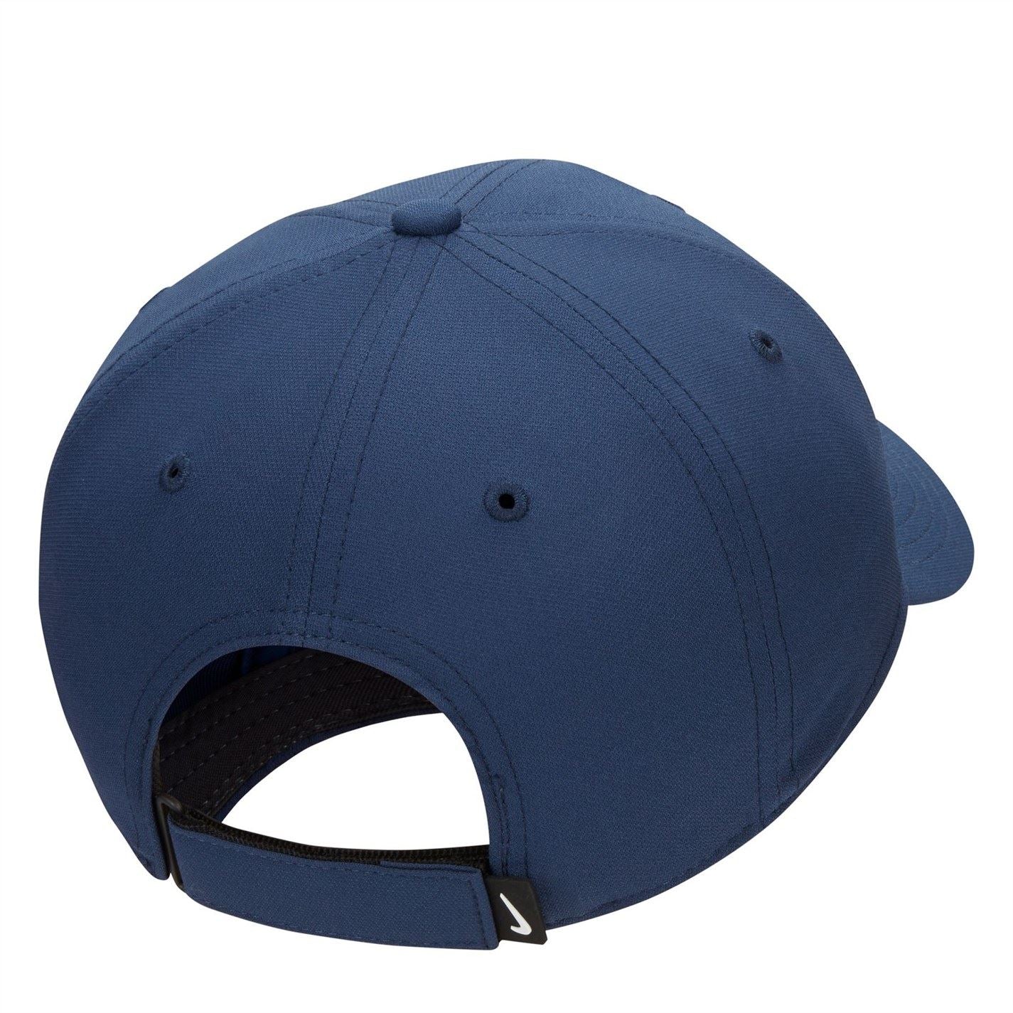Nike Dri Fit Club Structured Swoosh Cap