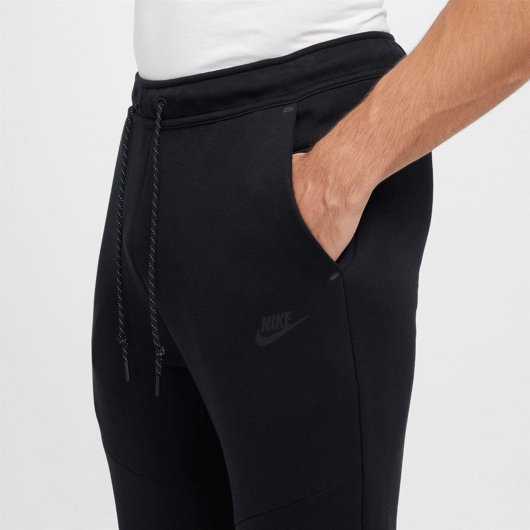 Nike Tch Fleece Solid Patterned Slim Joggers