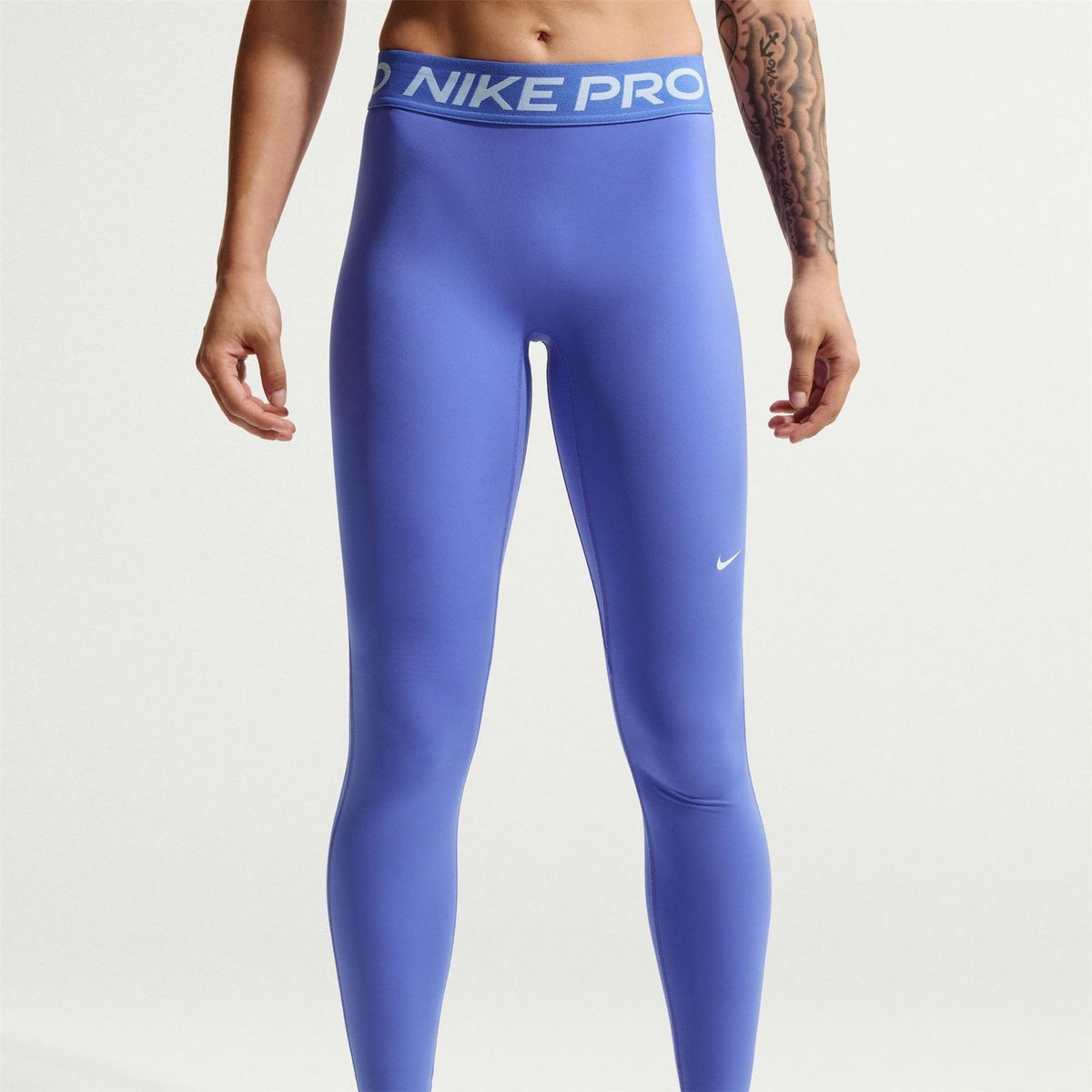 Nike Essential Solid Patterned Skinny Fit Leggings