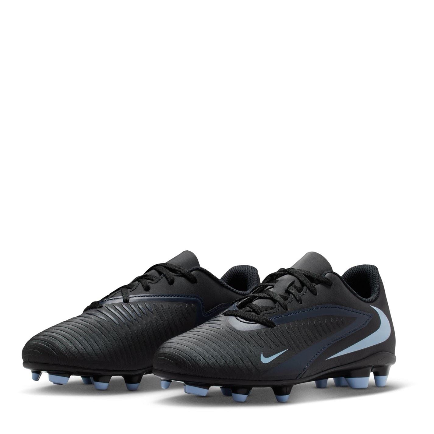 Nike Phantom 6 Club Juniors Multi Ground Football Boots