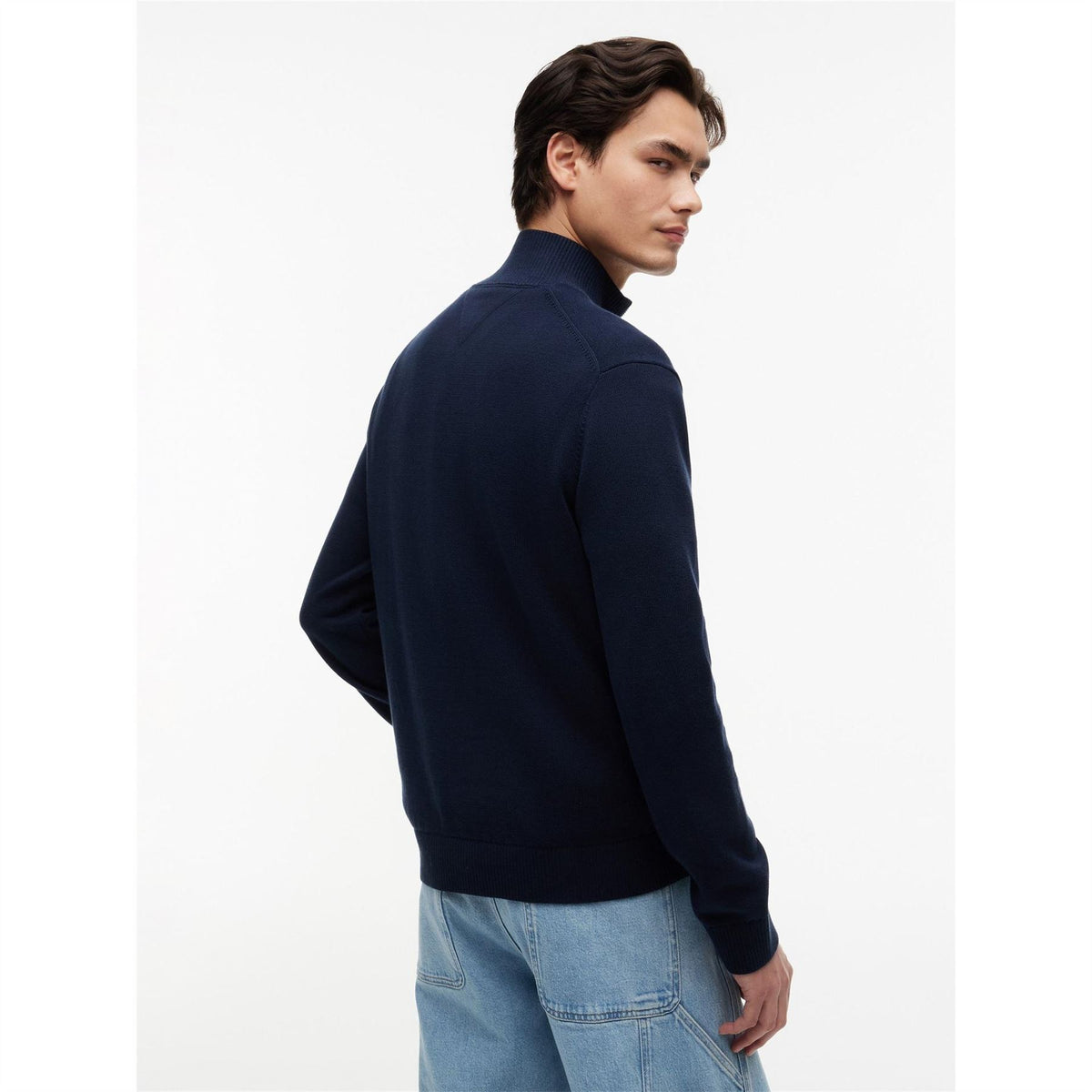 Tommy Jeans Essential Light Cotton Funnel Neck 1 4 Zip Slim Fit Knitted Top