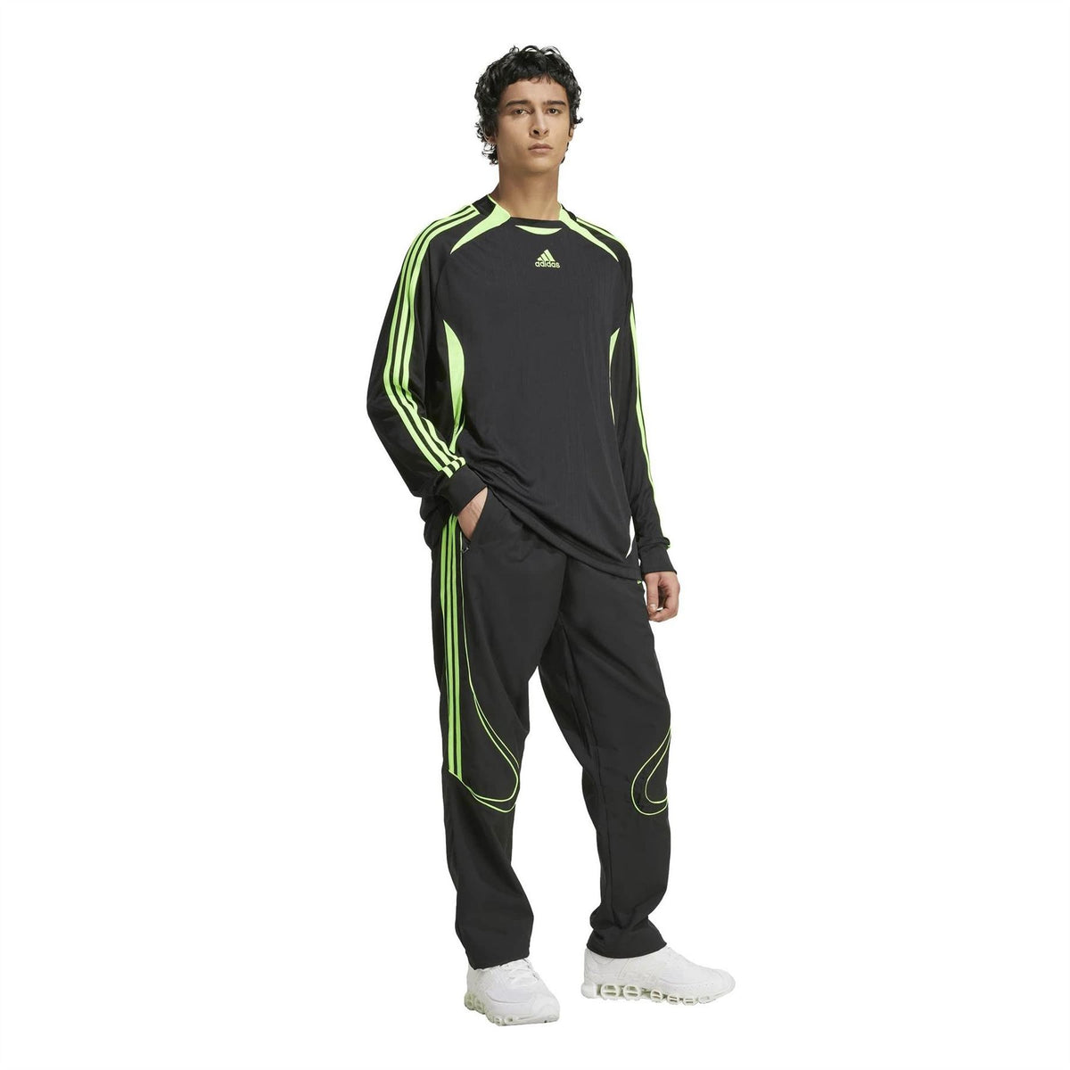 adidas Teamgeist Long Sleeve T-Shirt