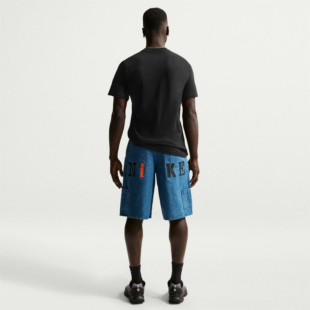 Nike Mens Sportswear Club T-Shirt