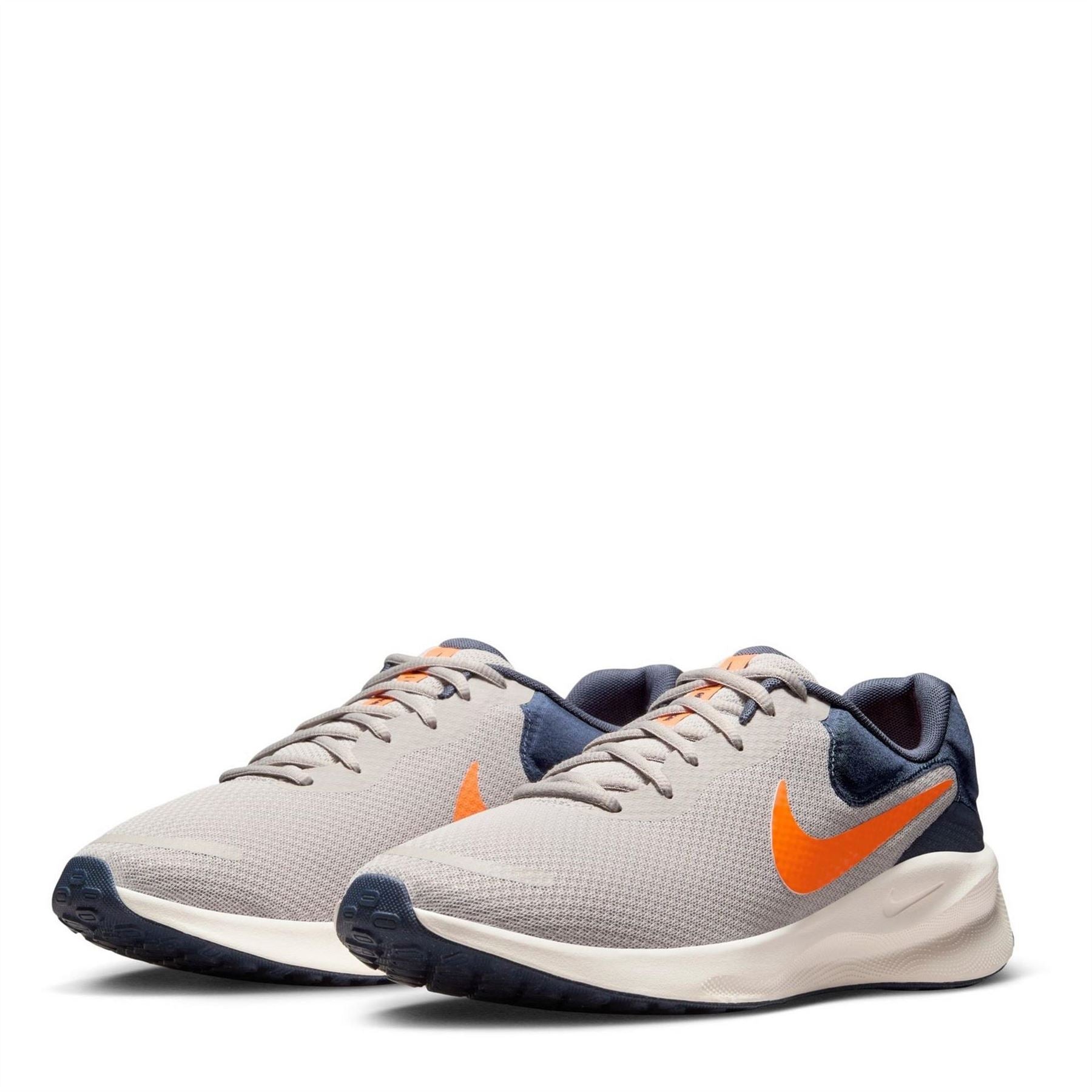 Nike Mens Revolution 7 Road Running Shoes