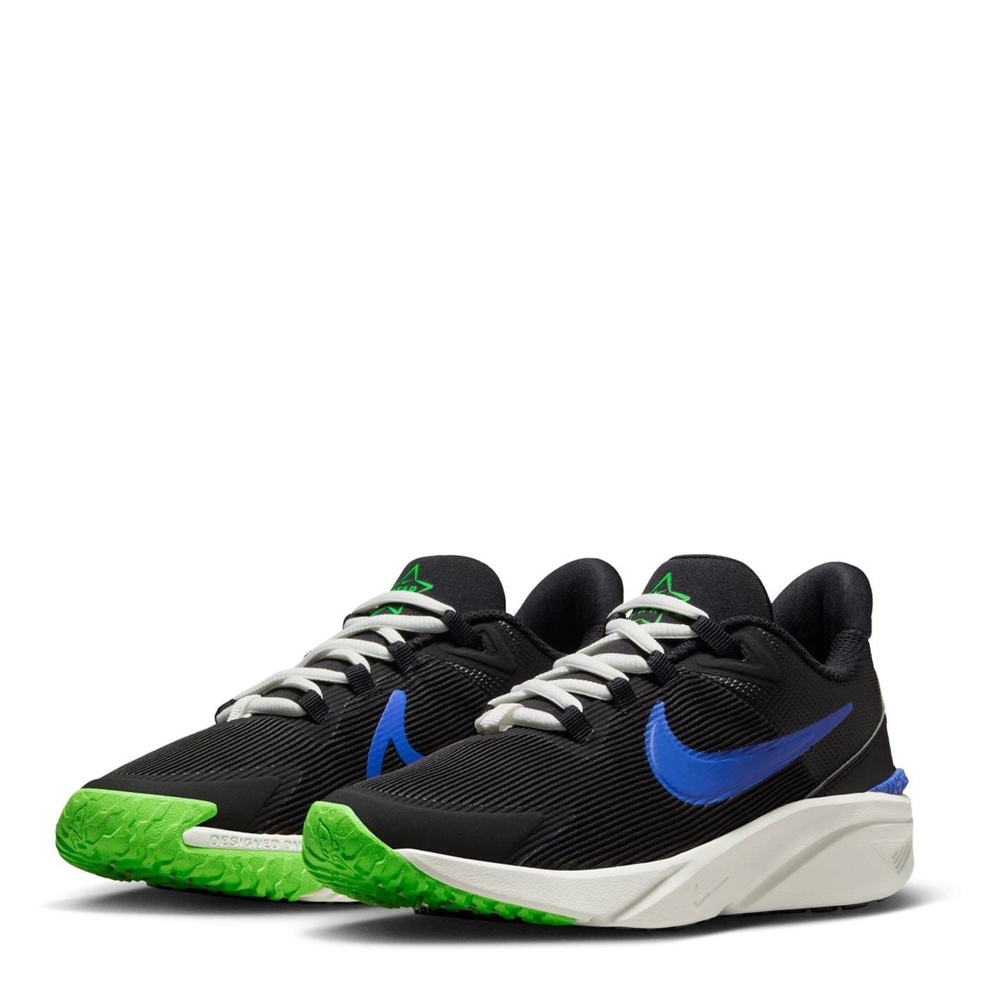 Nike Star Runner 4 NN Low Top Running Sneakers