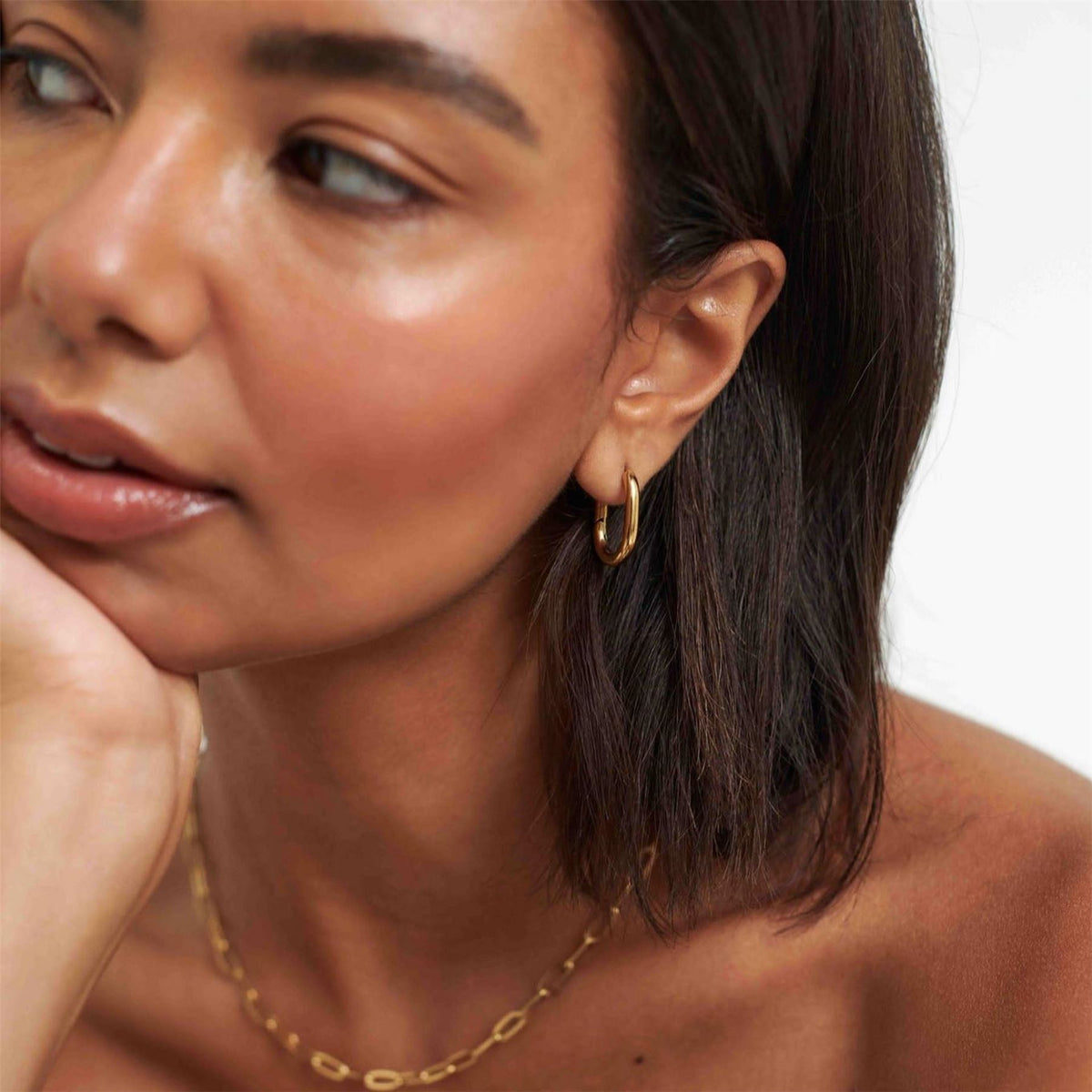 D.Louise Oval Hoops