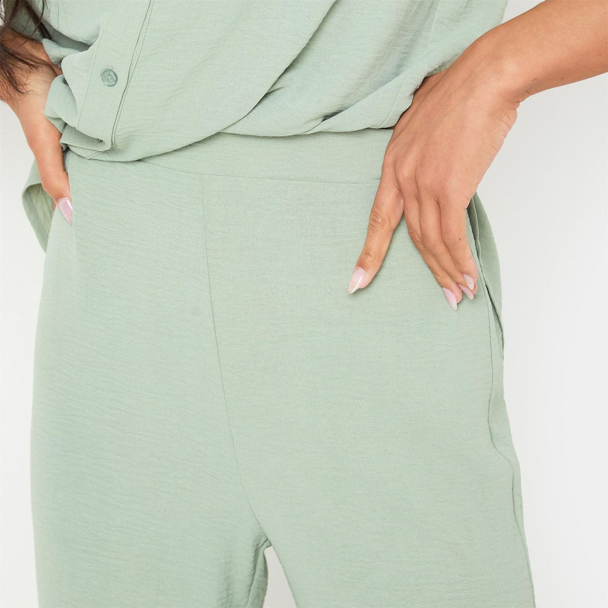 I Saw It First Crepe Wide Leg Trousers