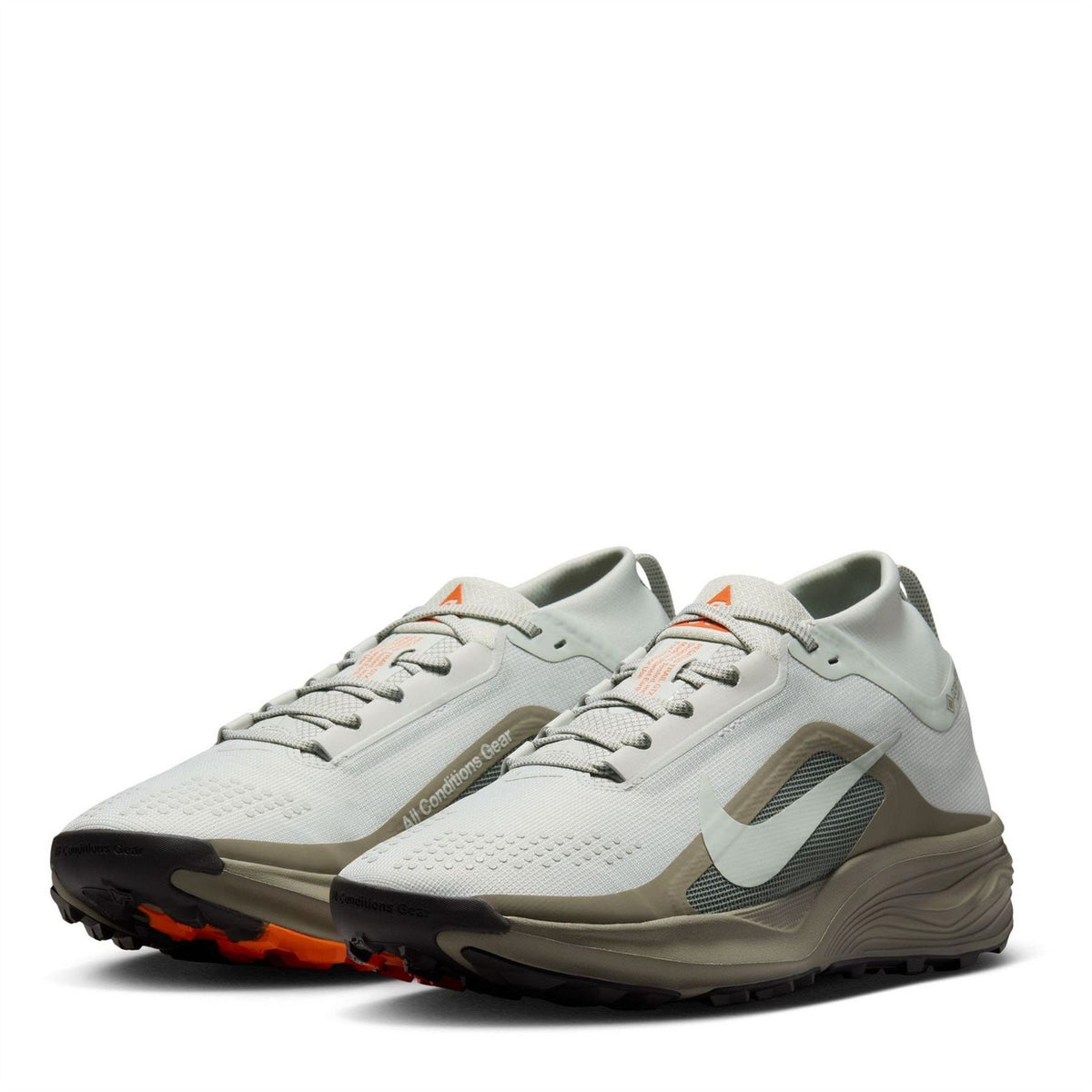 Nike ACG Peg Trail Gore-Tex Lace-Up Sneakers