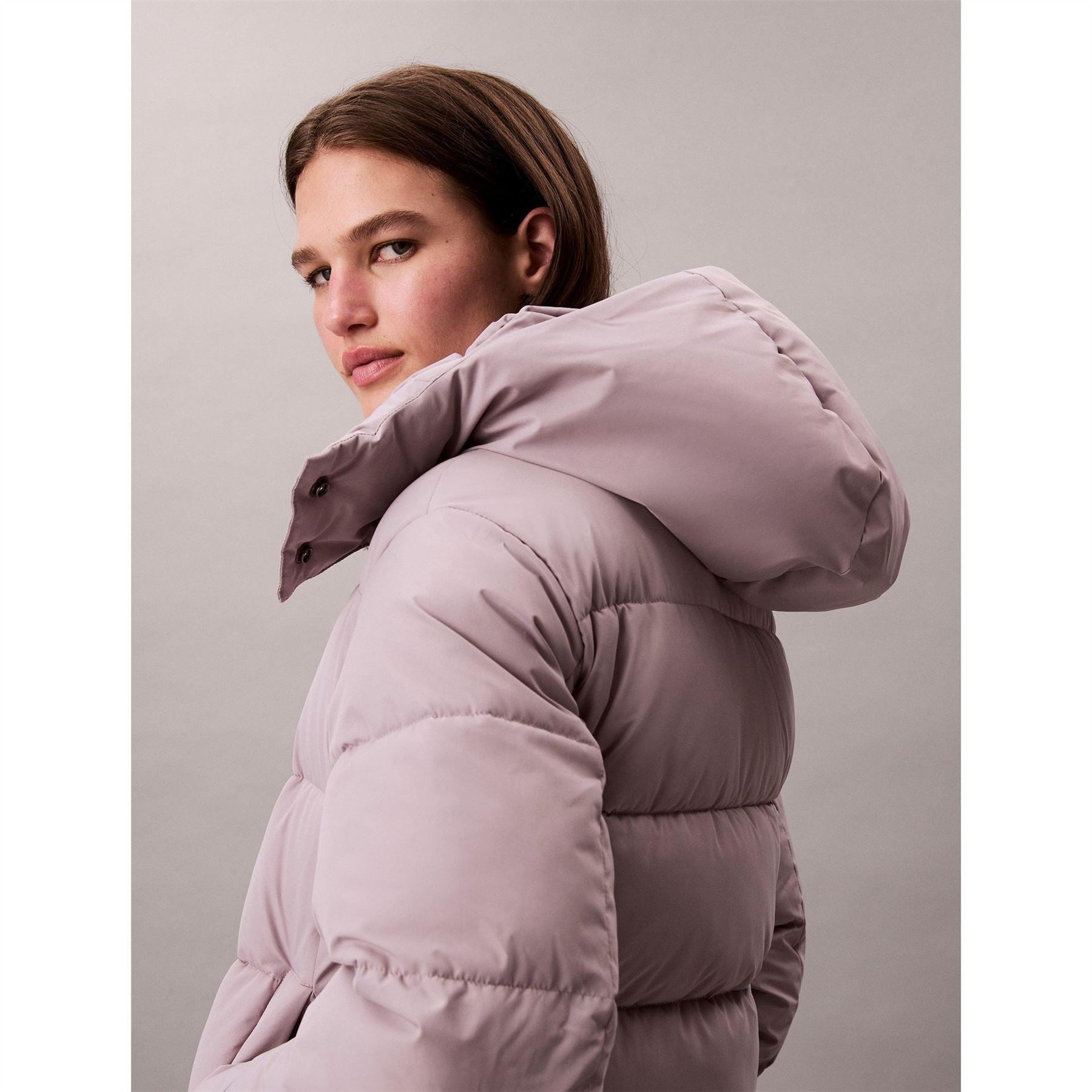 Calvin Klein Jeans  Essential Water Resistant Rds Certified Down Short Puffer Jacket