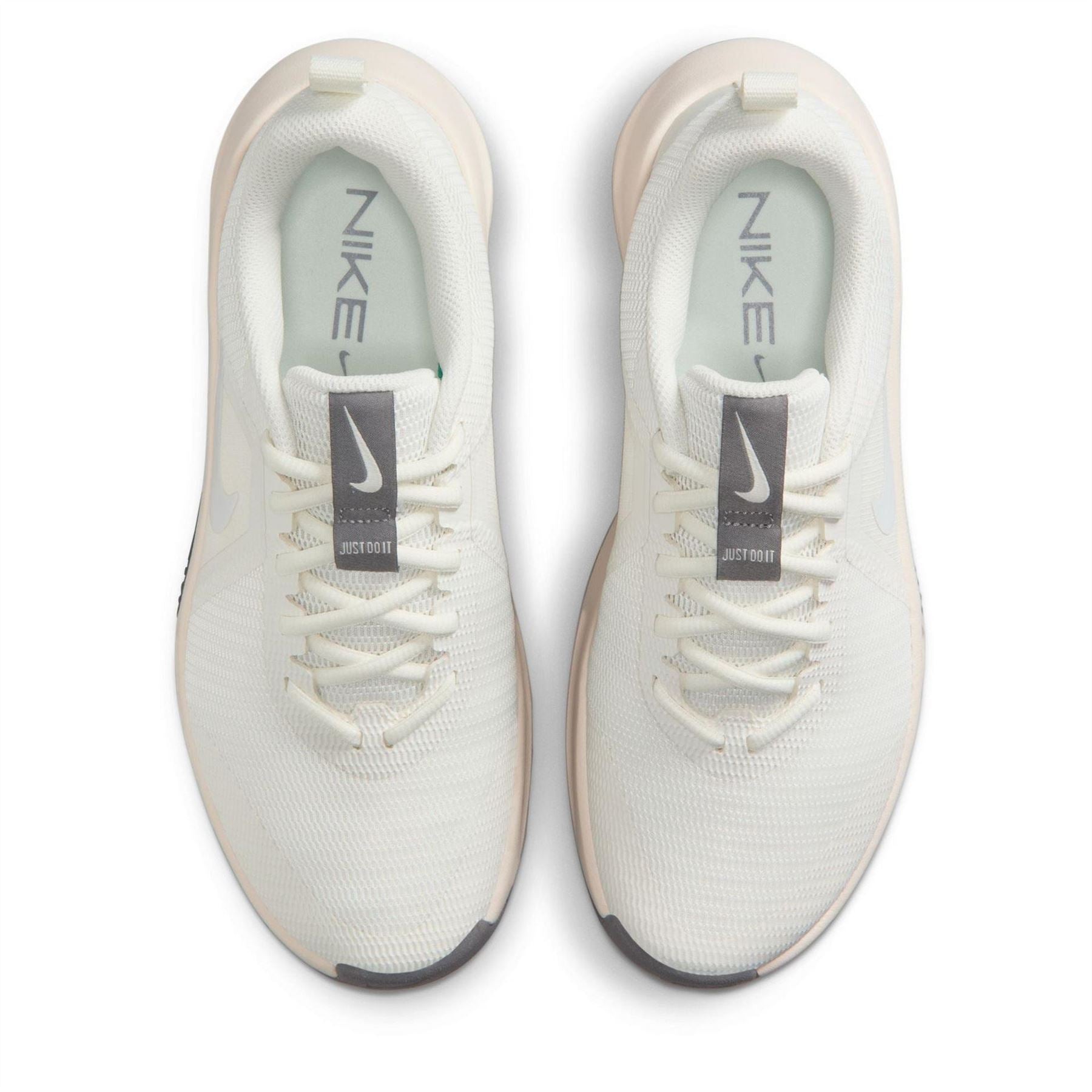Nike Womens Mc Trainer 3 Workout Shoes