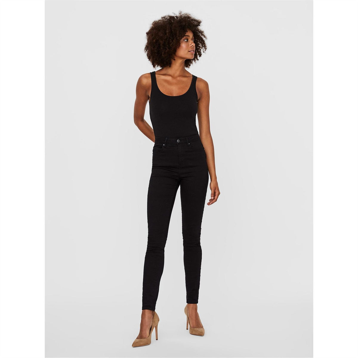 Vero Moda Scoop Neck Slim Fit Tank Top