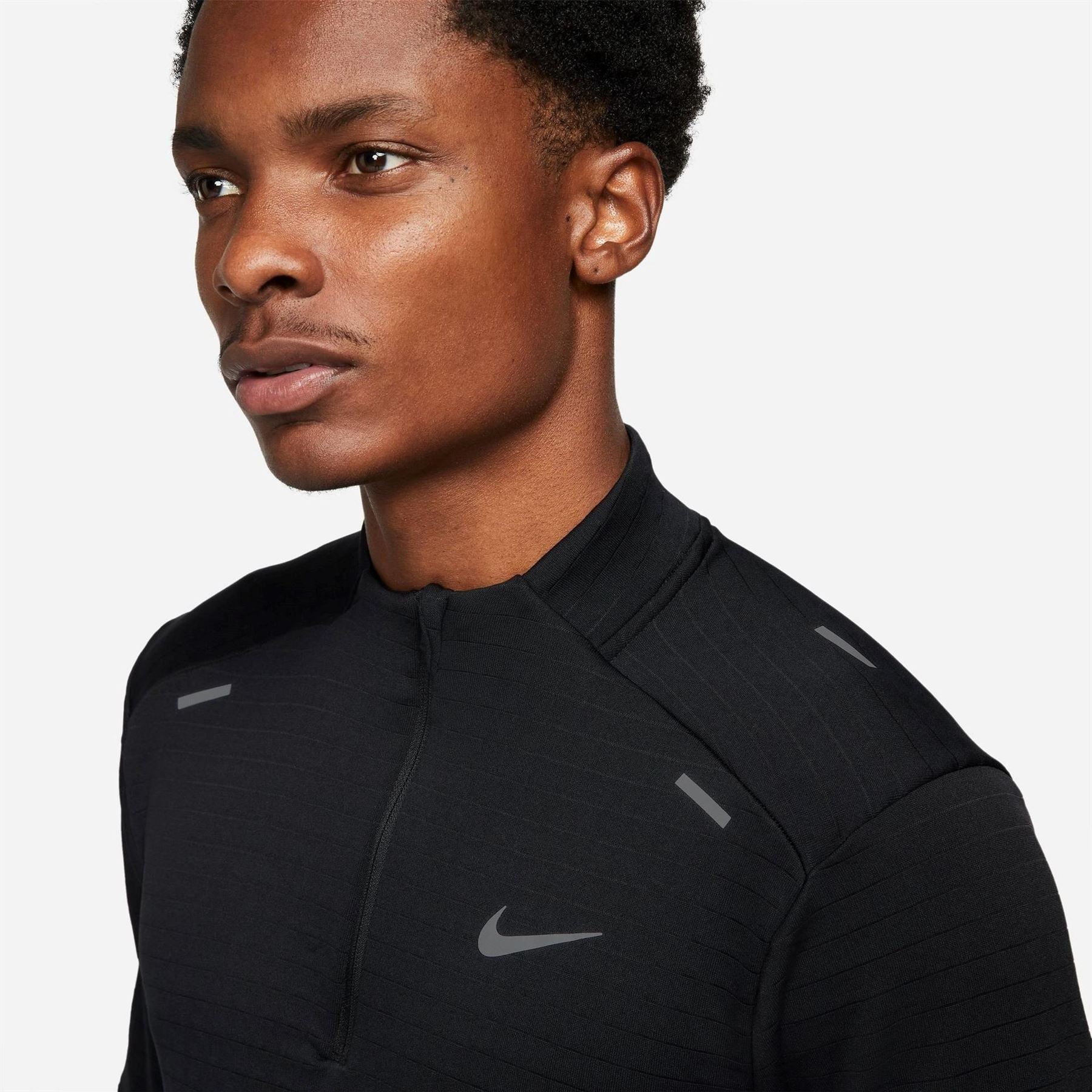 Nike Mens Therma Fit Repel Element 1 4 Zip Running Top