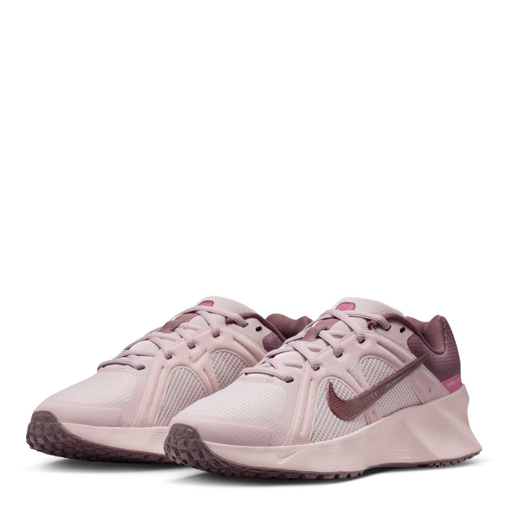 Nike Metro Tek Lace Up Road Sneakers