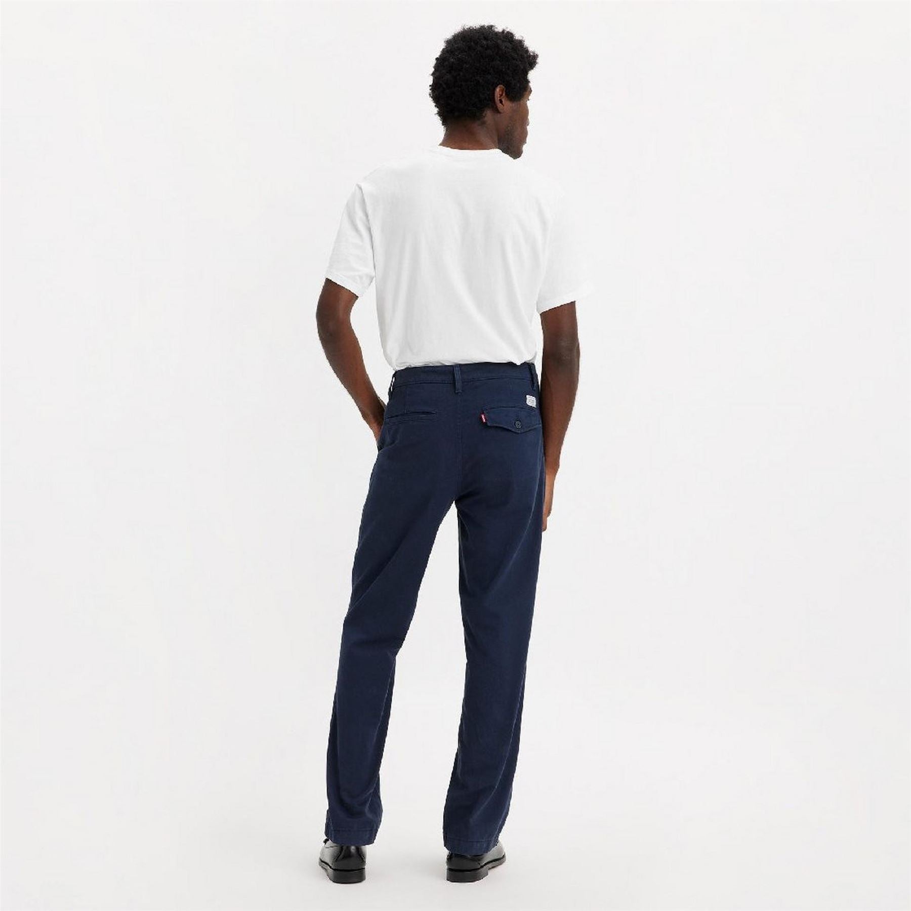 Levis Authentic Straight Washed Chinos