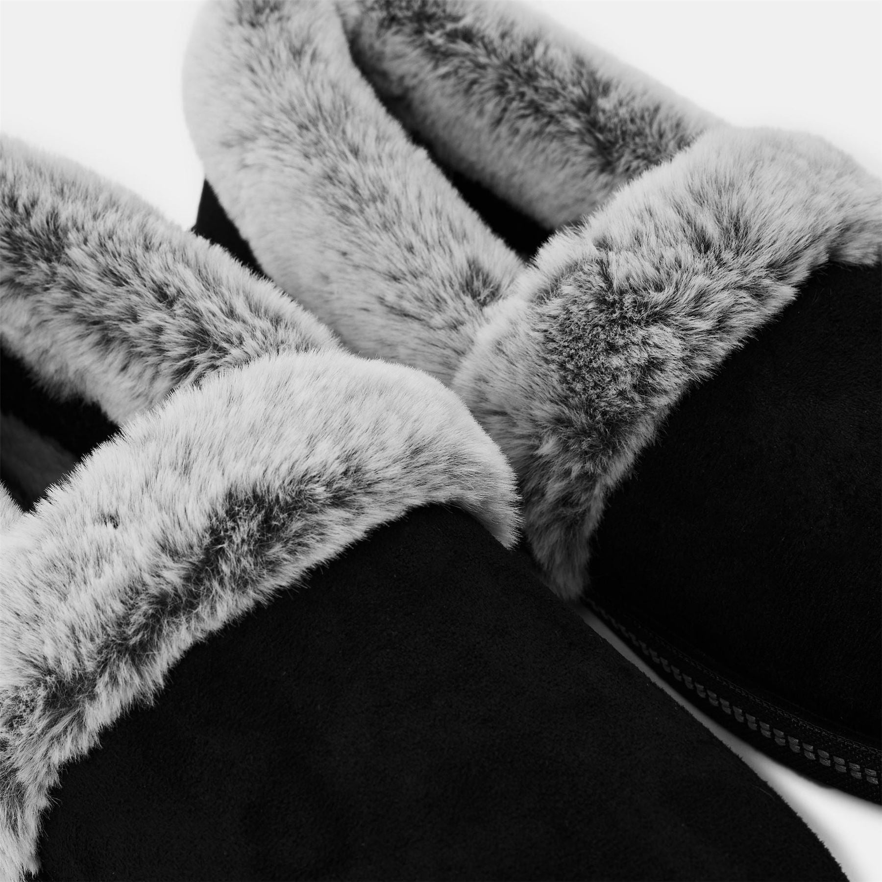 Skechers Womens Campfire   Team Toasty Full Fit Slippers