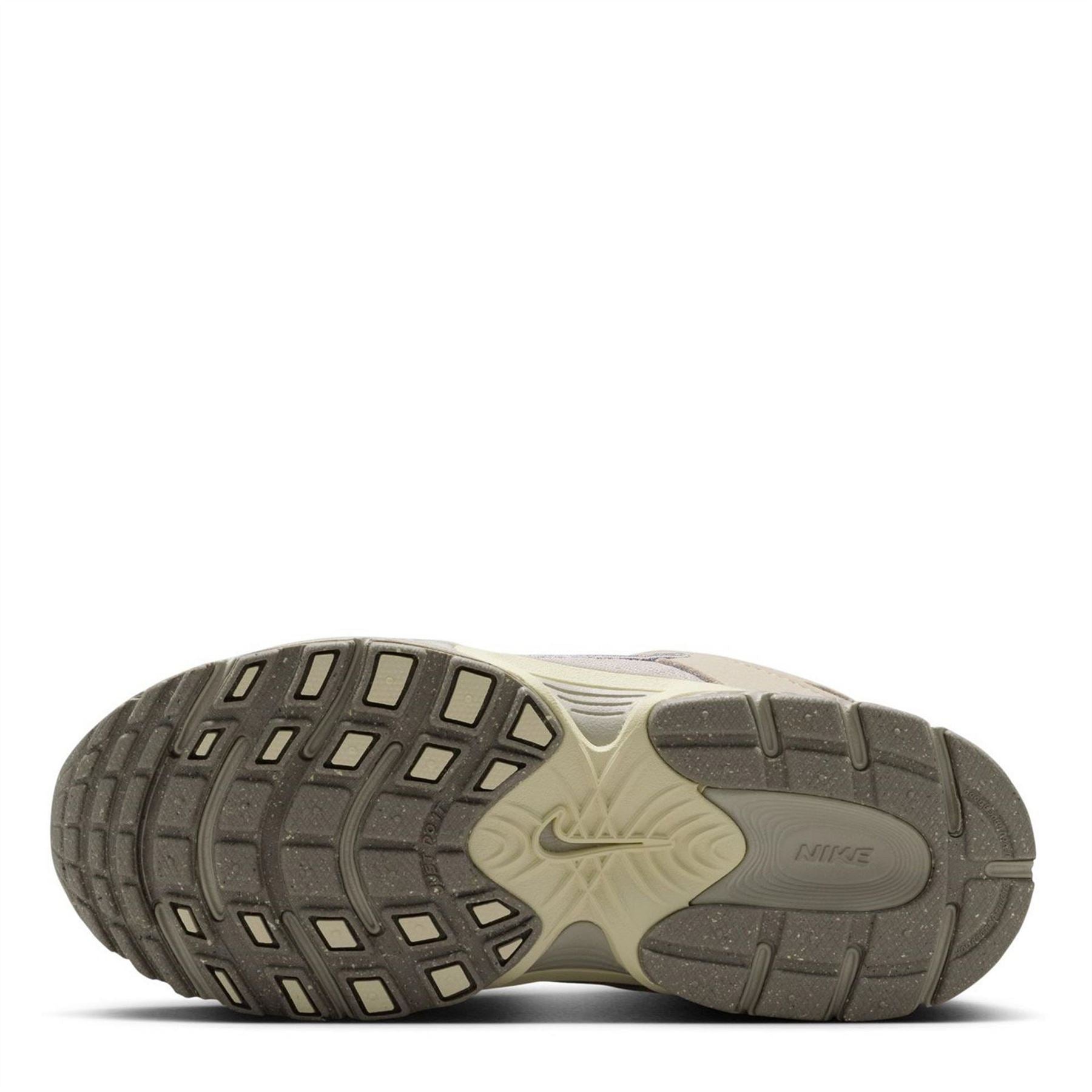 Nike V5 Rnr Lace Up Low Top Sneakers