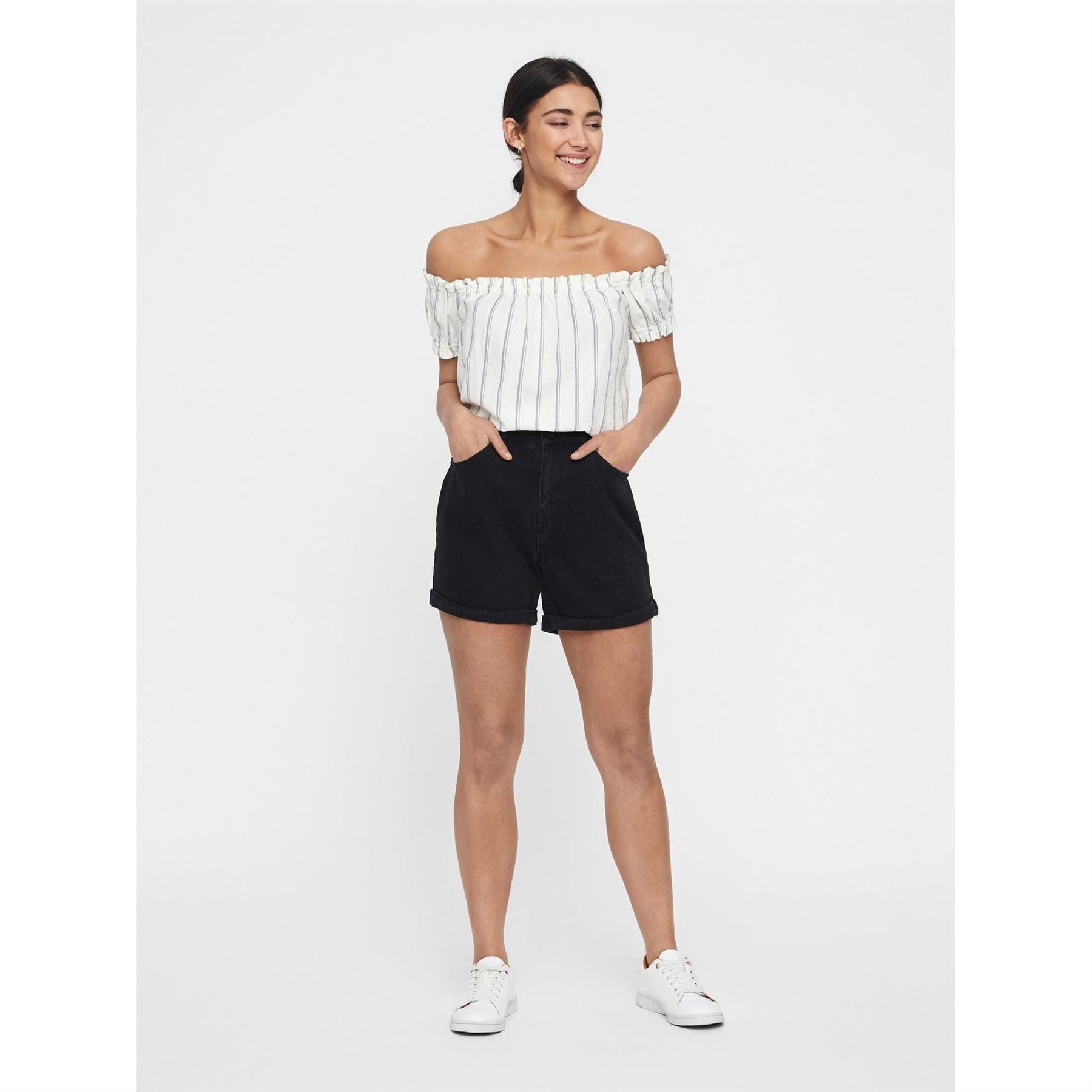 Vero Moda Shorts
