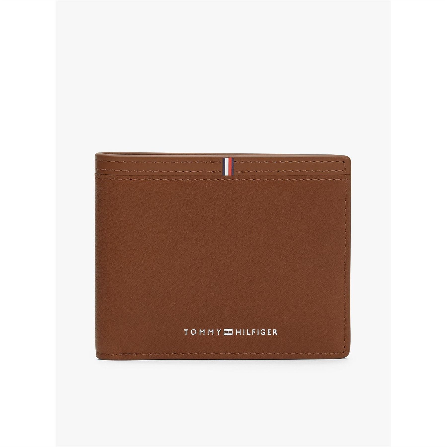 Tommy Hilfiger Bifold Rectangle Shaped Wallet with Logo
