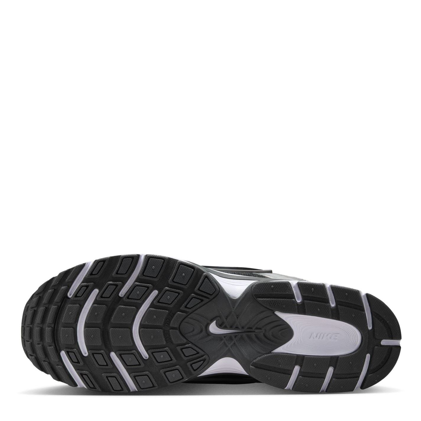 Nike Vomero 5 Running Flat Heel Trainers