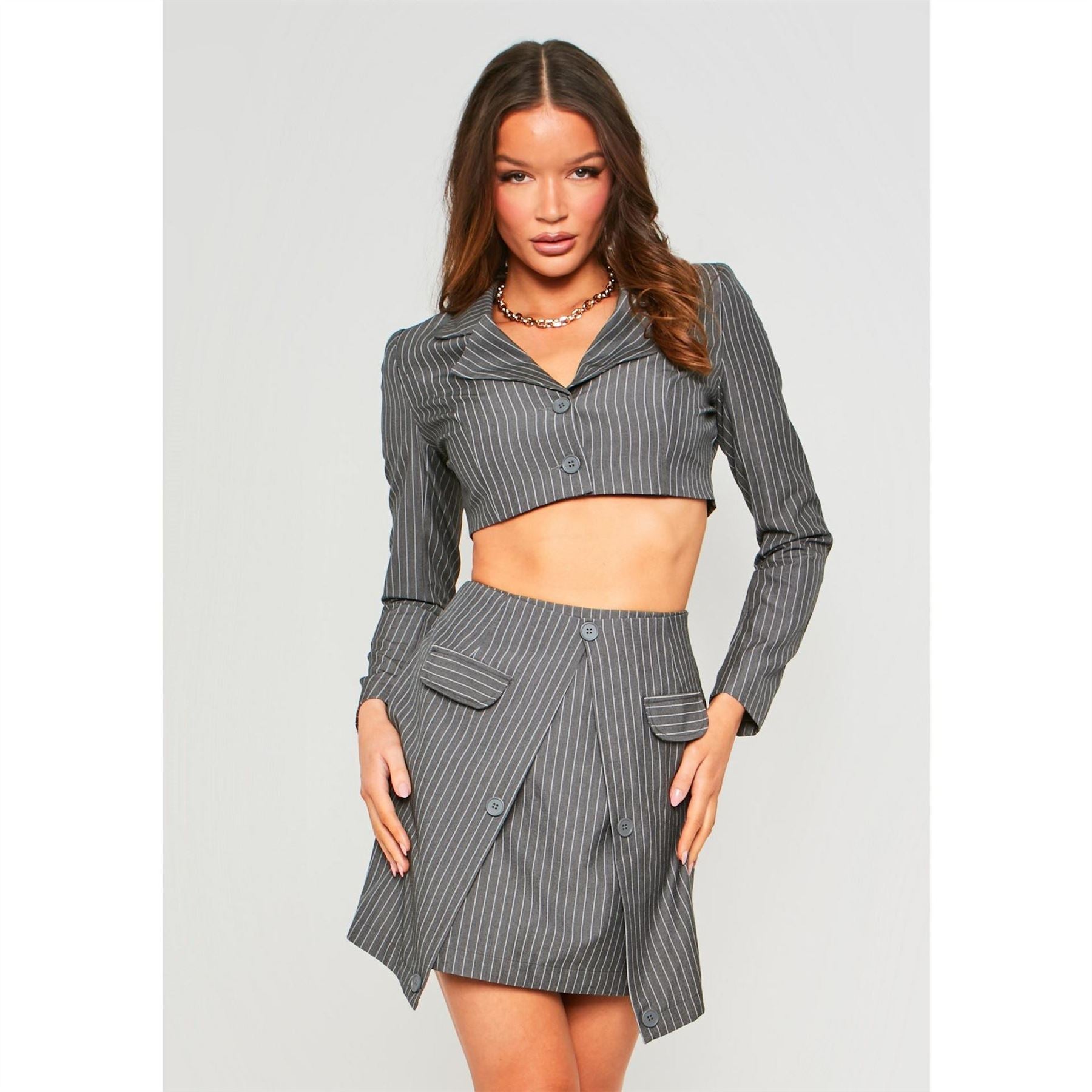 Missy Empire Tailored Cropped Blazer