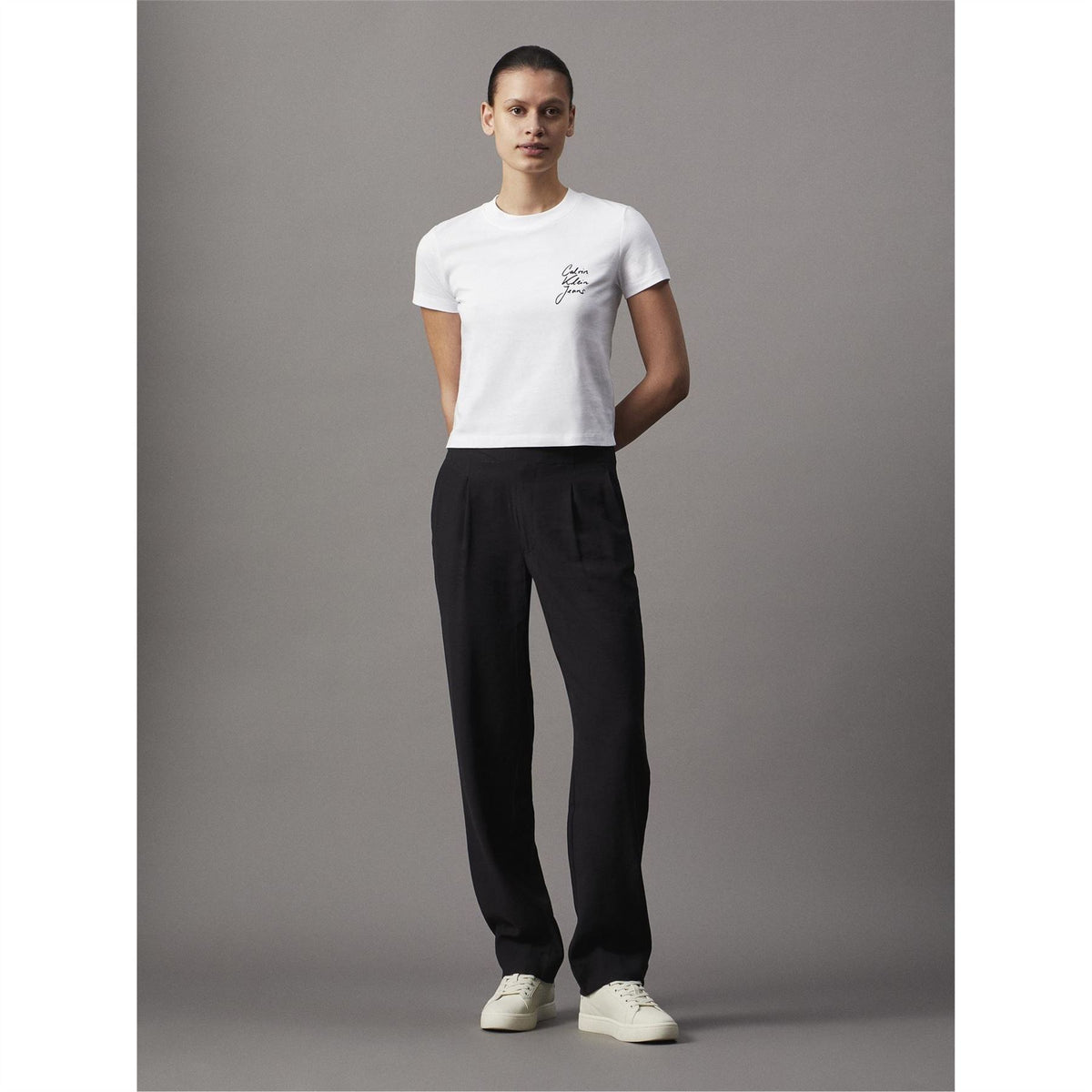 Calvin Klein Jeans Script Institutional Cropped Crop Top