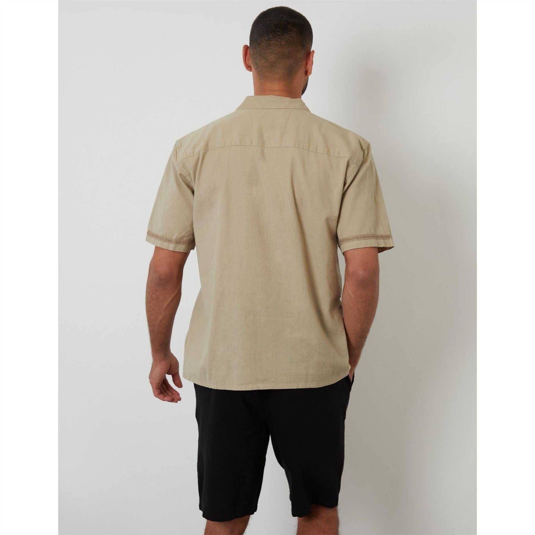 Threadbare Regular Fit Short Sleeve Point Collar Shirt