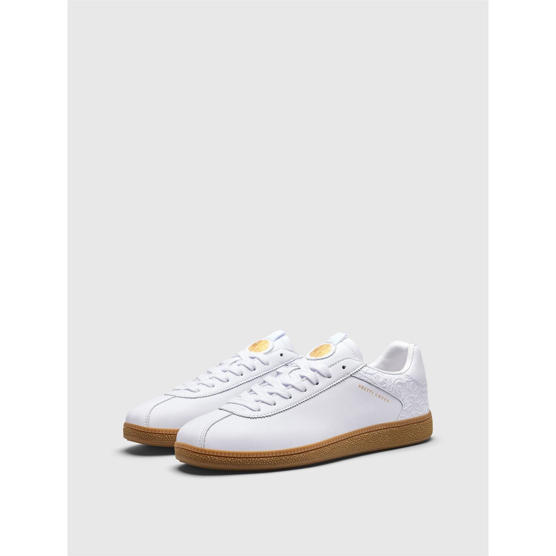 Pretty Green Zetas Low Top Round Toe Flat Heel Sneakers