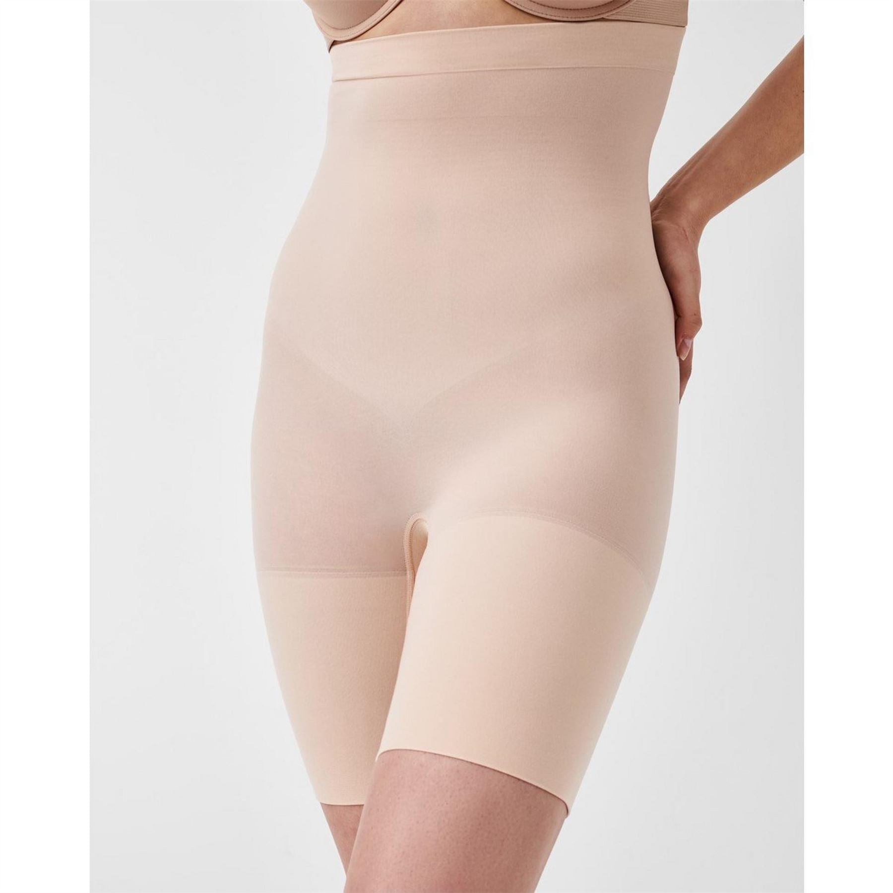 Spanx Seamless Shaping Medium Control High Waisted Shorts