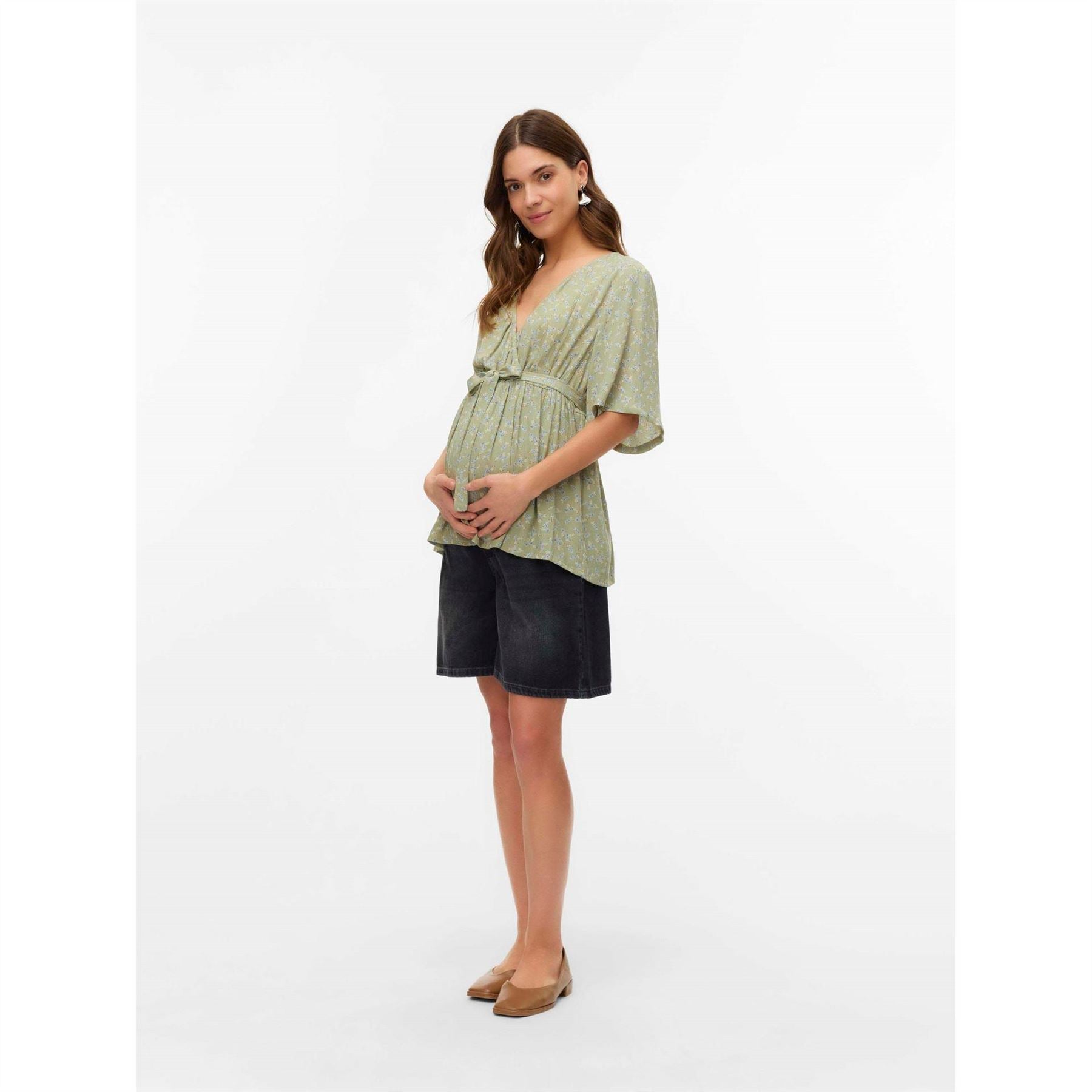 Mamalicious V-Neck Three-Quarter Sleeve Top