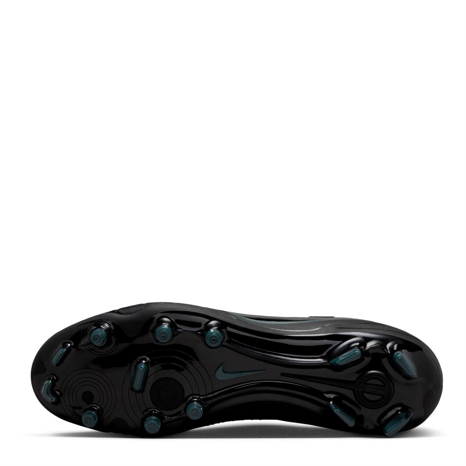 Nike Legend 10 Academy Firm Ground Boots