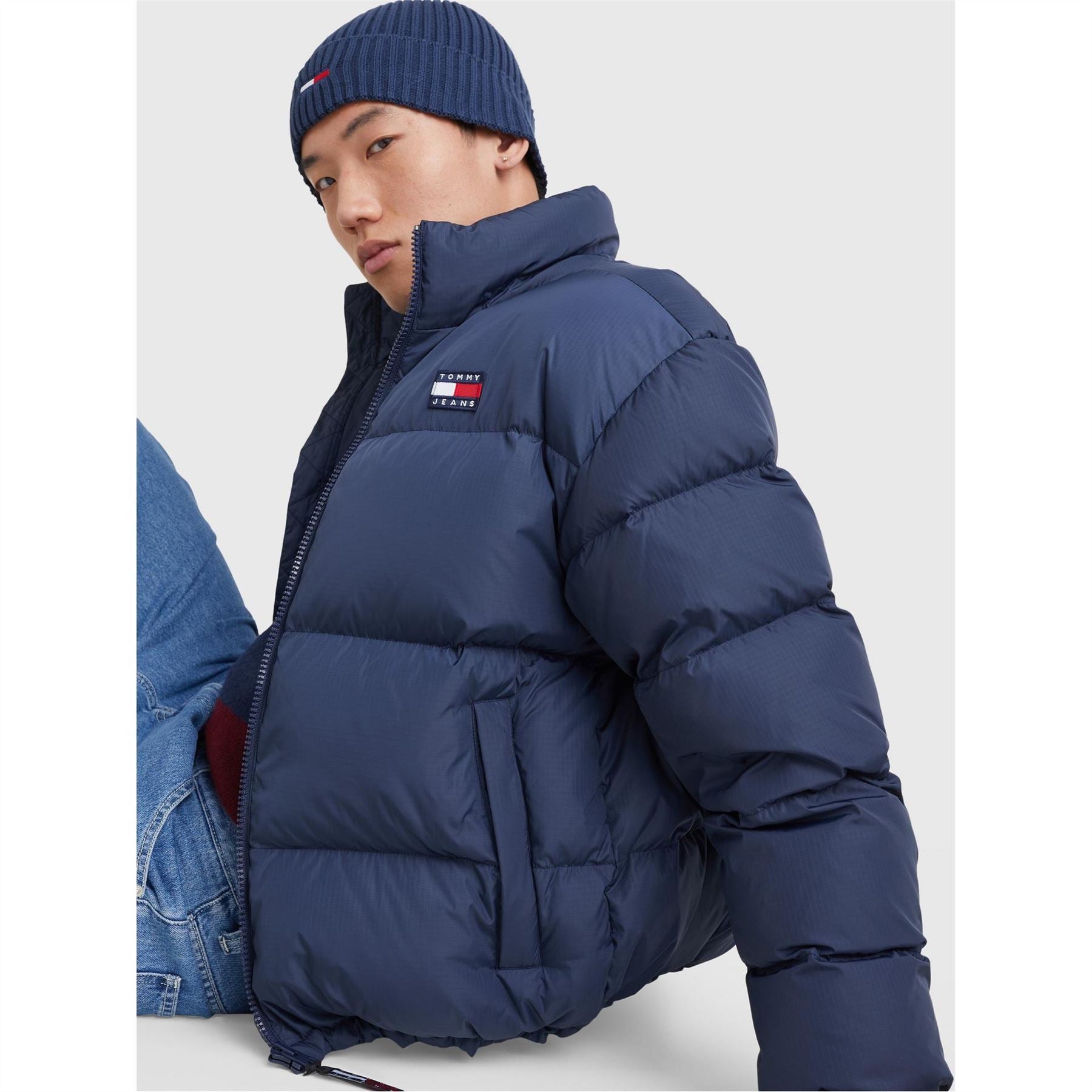 Tommy Jeans Colour-Blocked Alaska Puffer Relaxed Fit Jacket