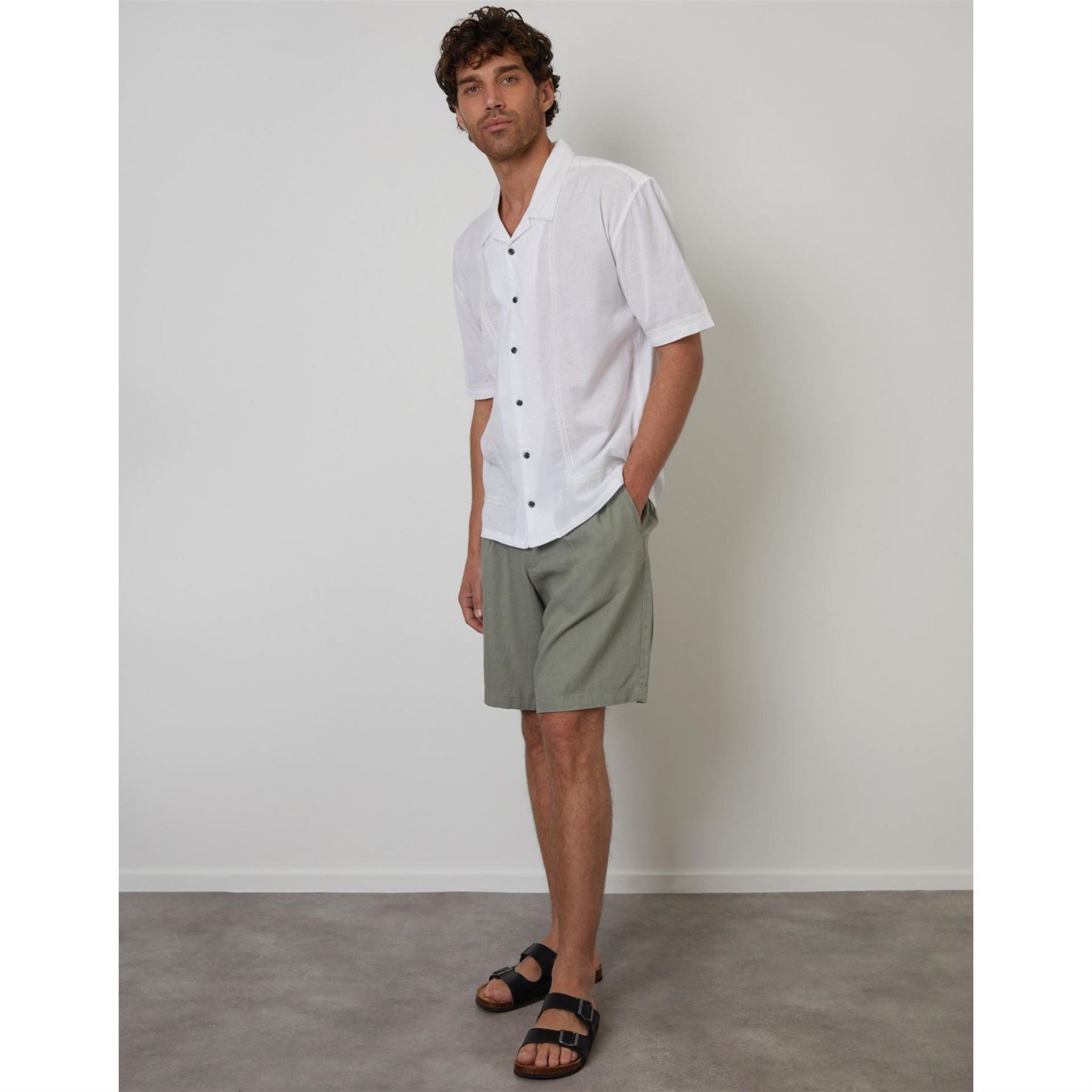 Threadbare Regular Fit Short Sleeve Point Collar Shirt
