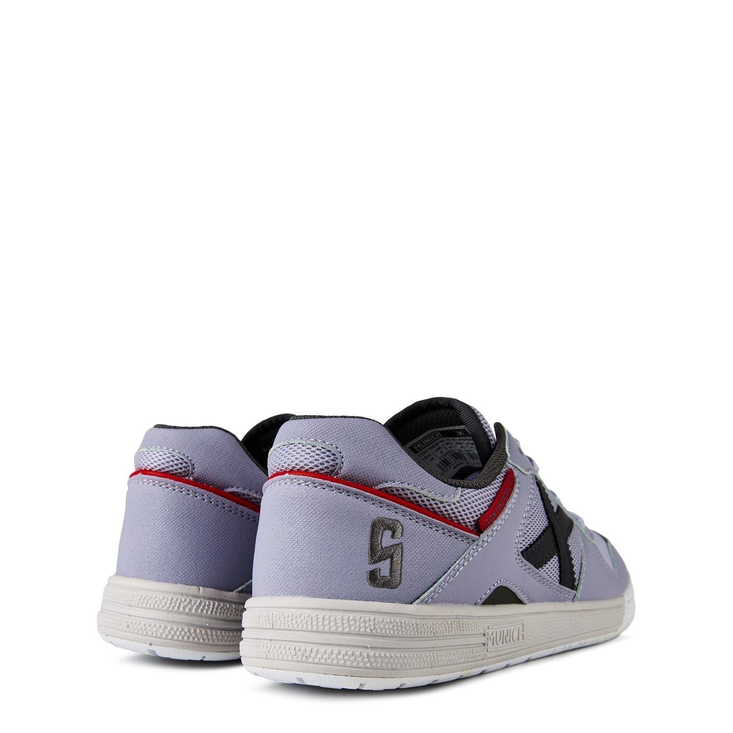 Munich Mens Continental V2 Football Trainers