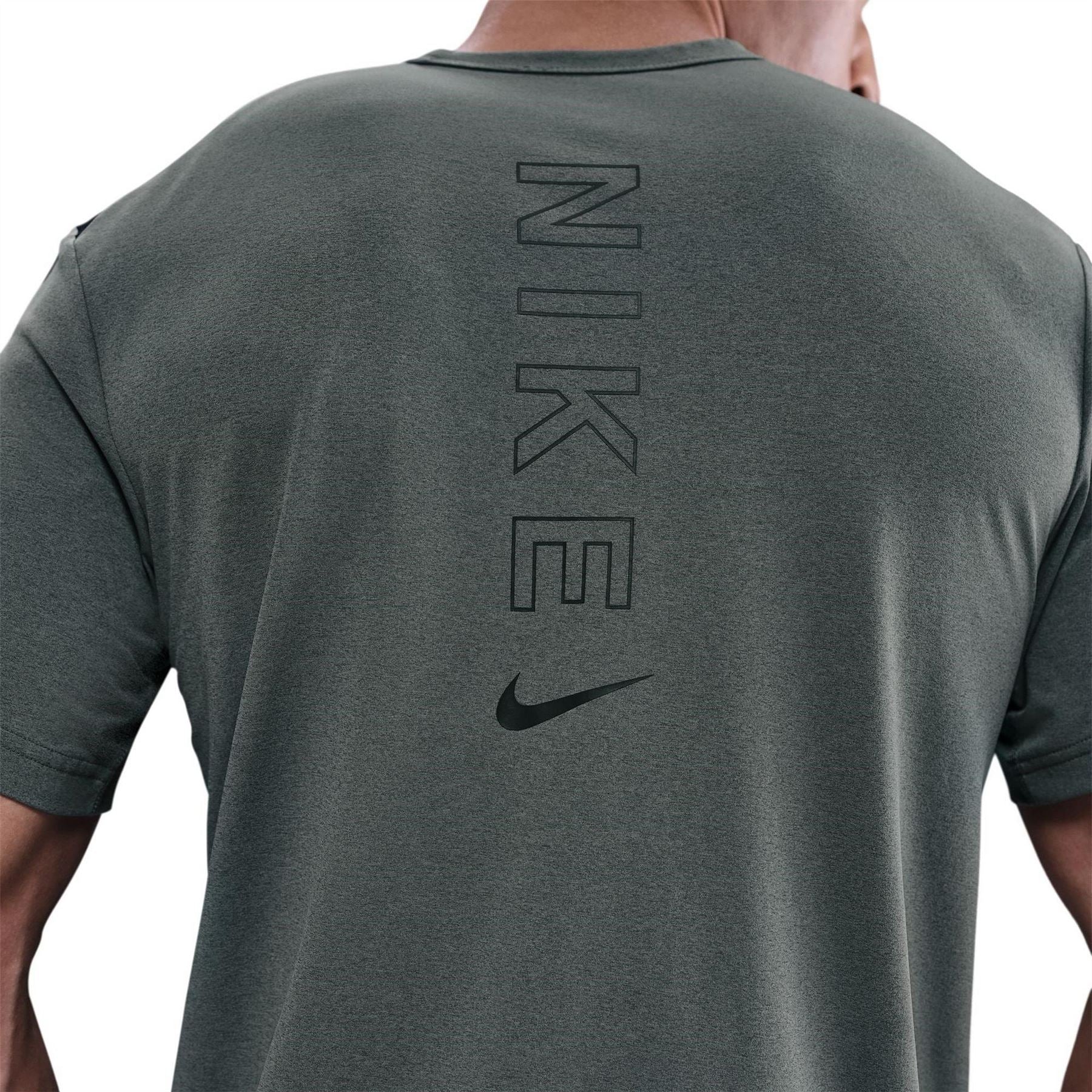 Nike Regular Fit Short Sleeve Crew Neck T-Shirt
