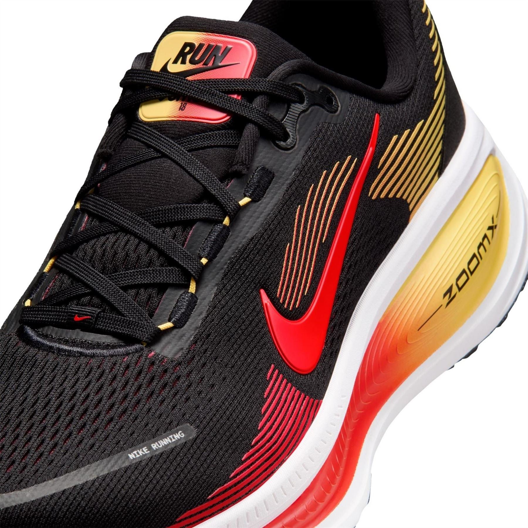 Nike Mens Vomero 18 Road Running Shoes