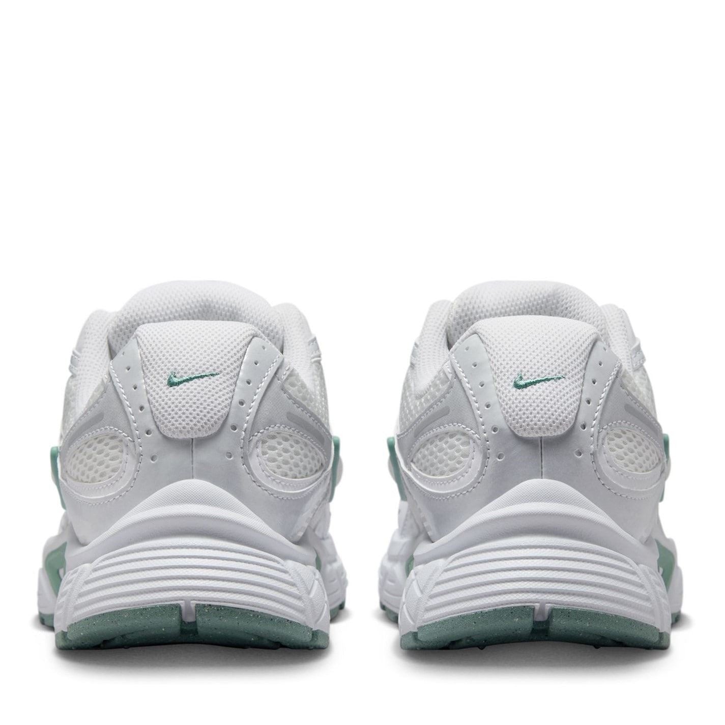 Nike Vomero Run 5 Lace-Up Running Trainers