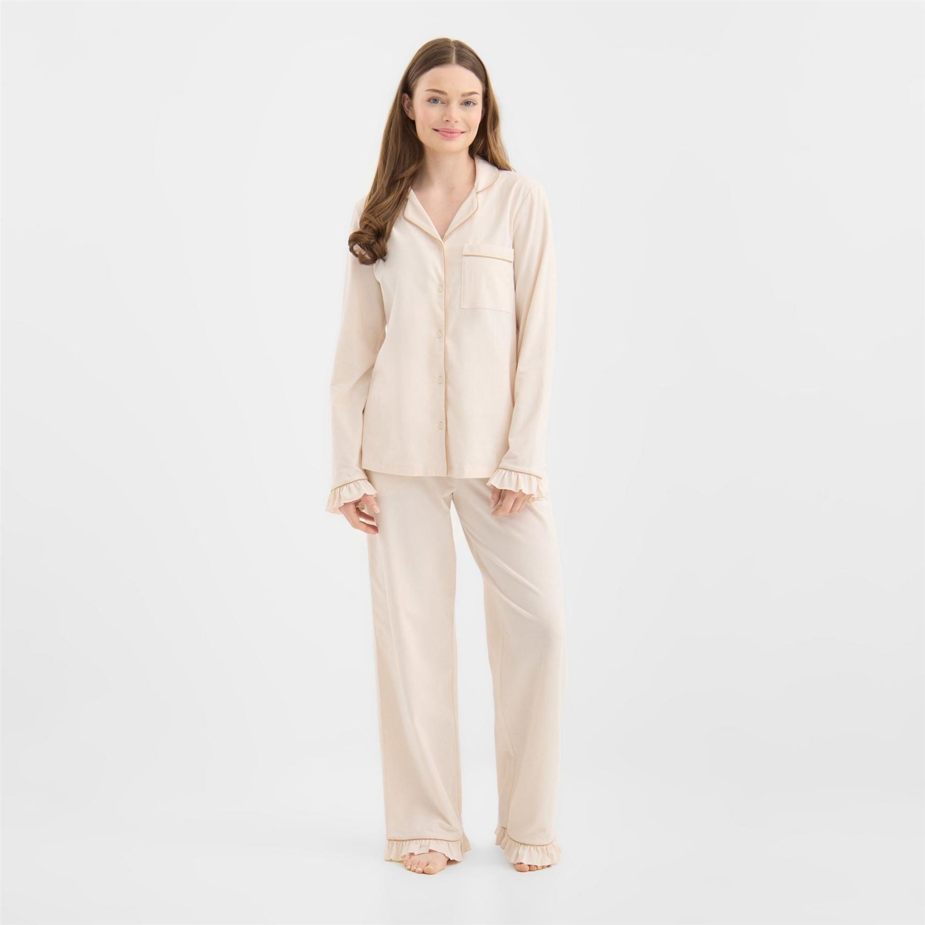 Chelsea Peers J Married Pjs