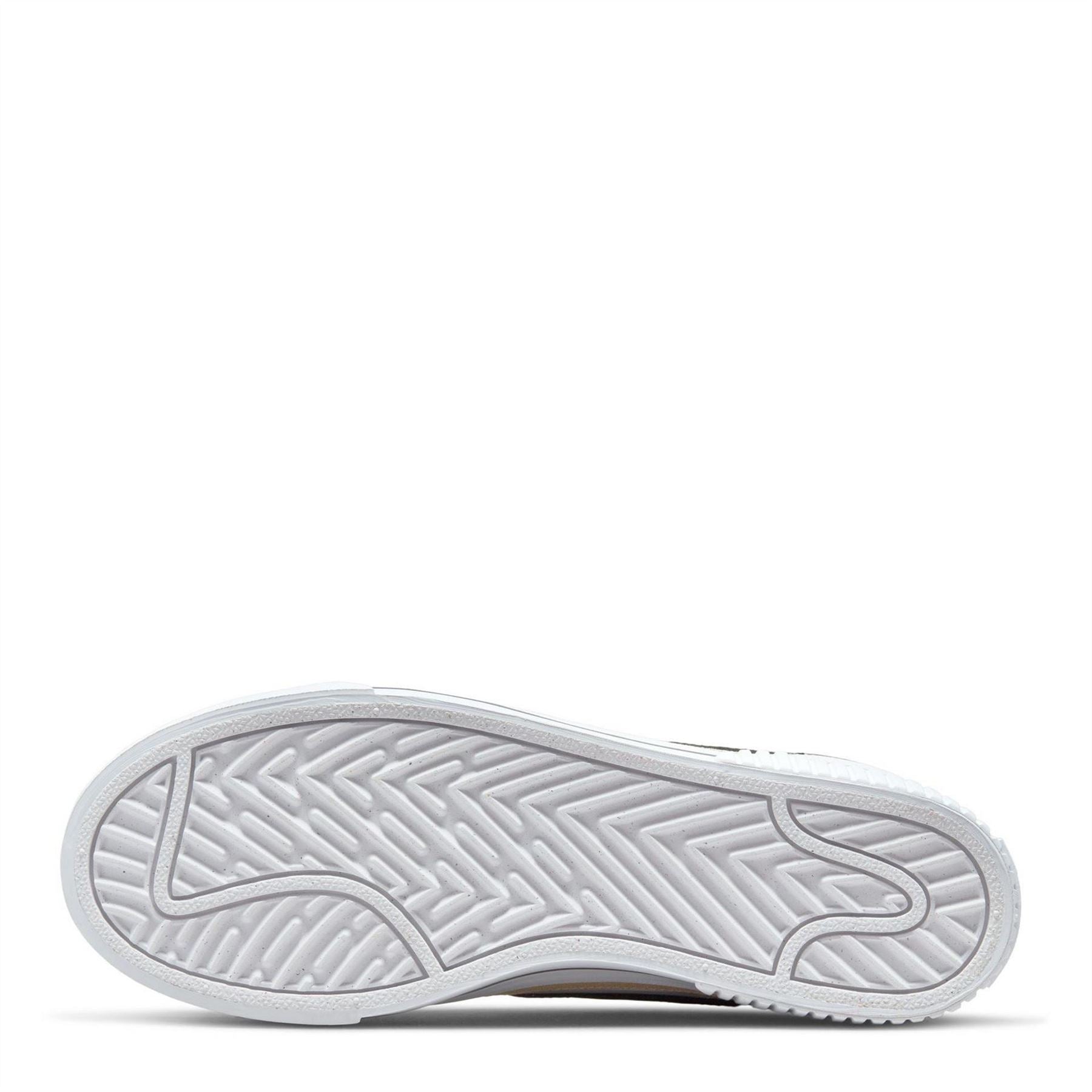 Nike Womens Court Legacy Lift Shoes