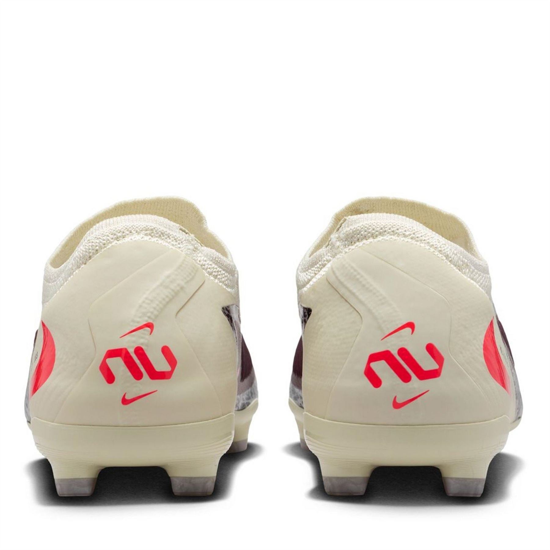 Nike Phantom 6 Pro Juniors Multi Ground Football Boots