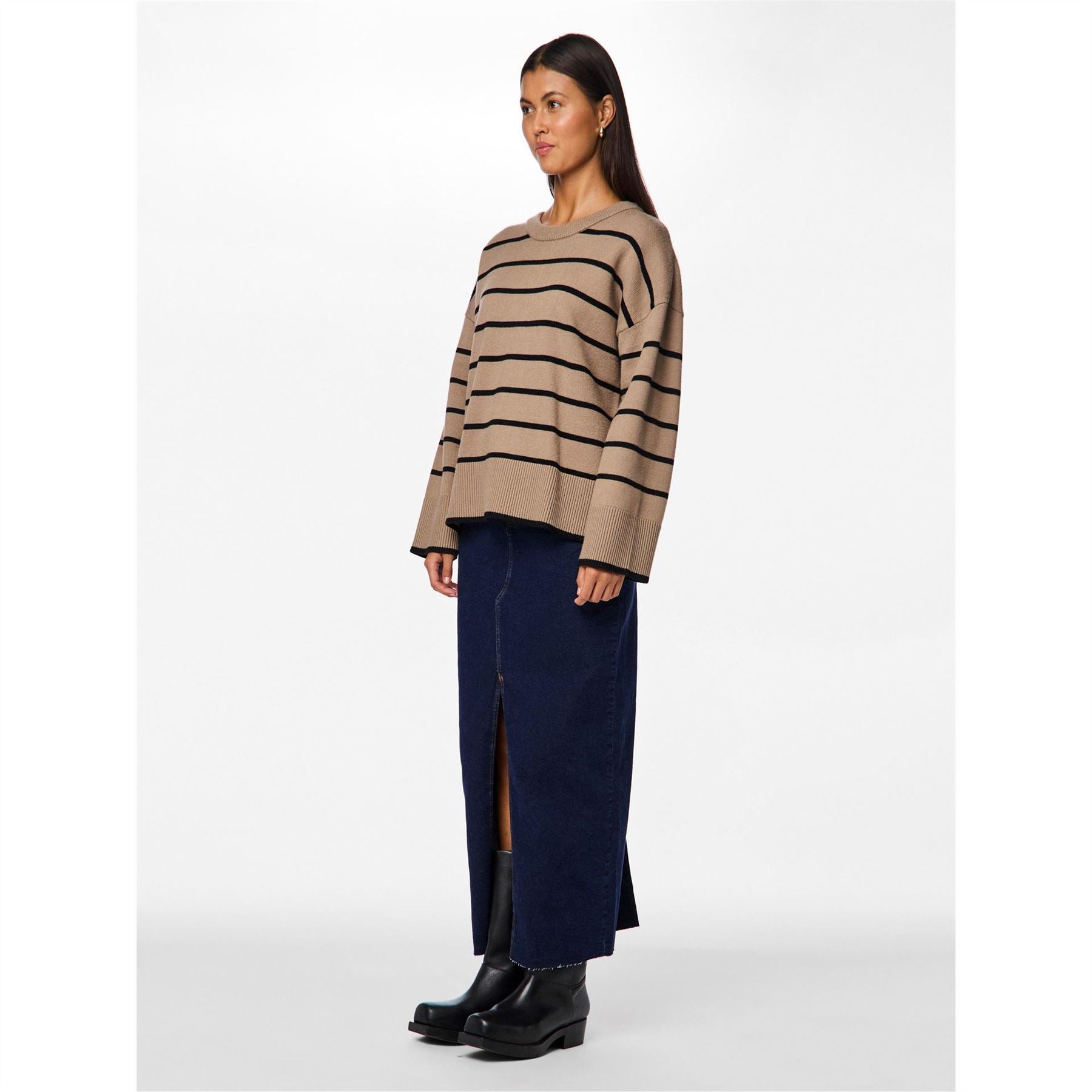 Pieces Relaxed Fit Drop Shoulder Sweatshirt