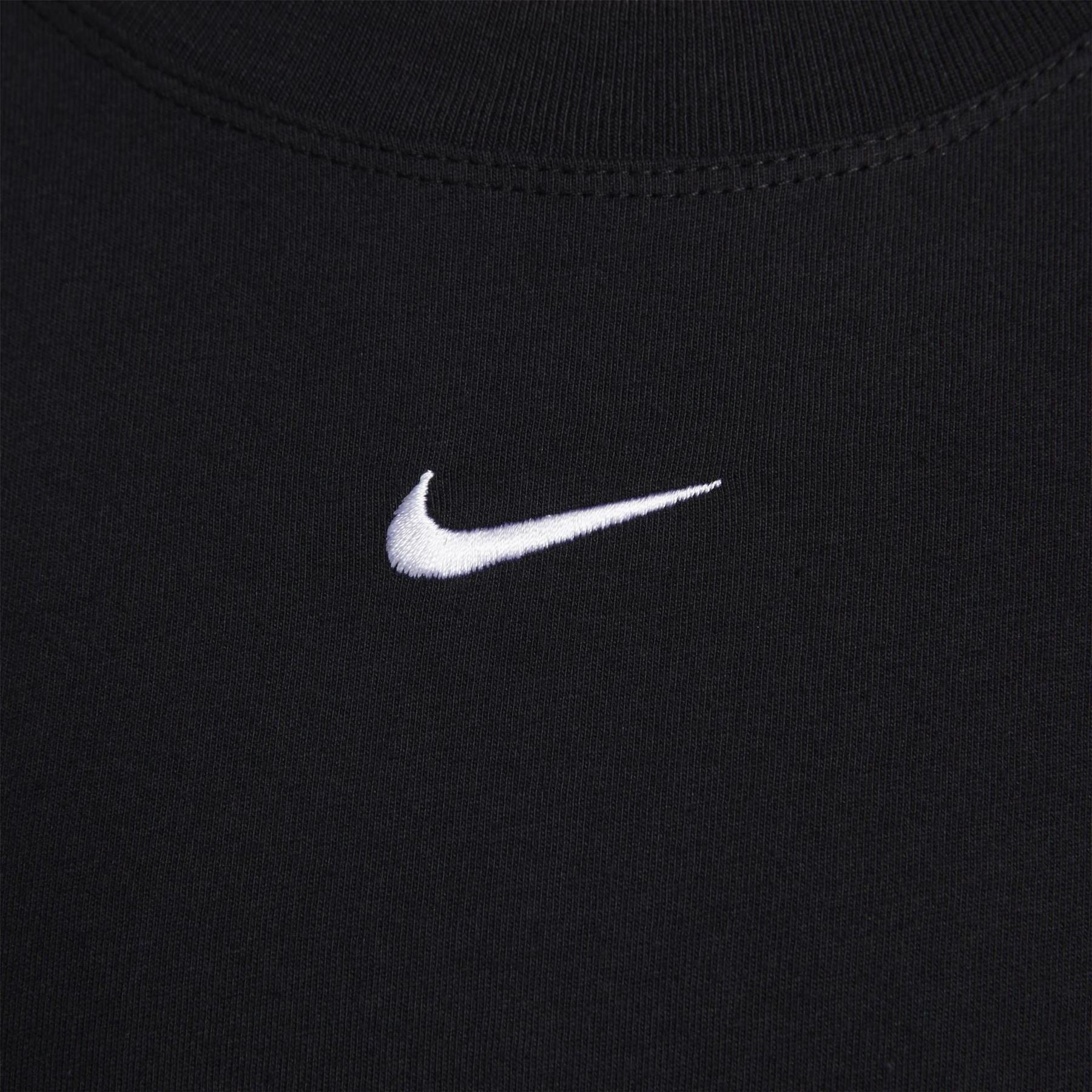 Nike Oversized Logo Print Crew Neck T-Shirt