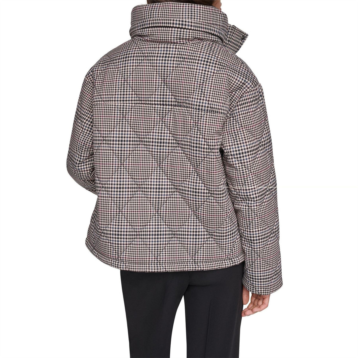 DKNY B42 Short Quilt Ld64