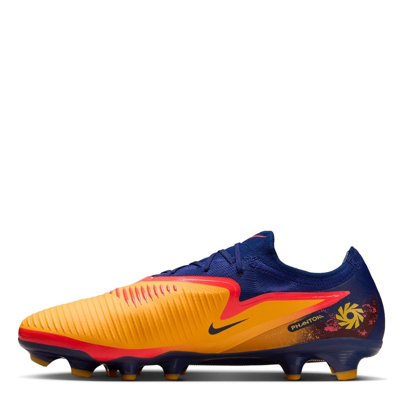 Nike Phantom 6 Low Pro Adults Firm Ground Football Boots