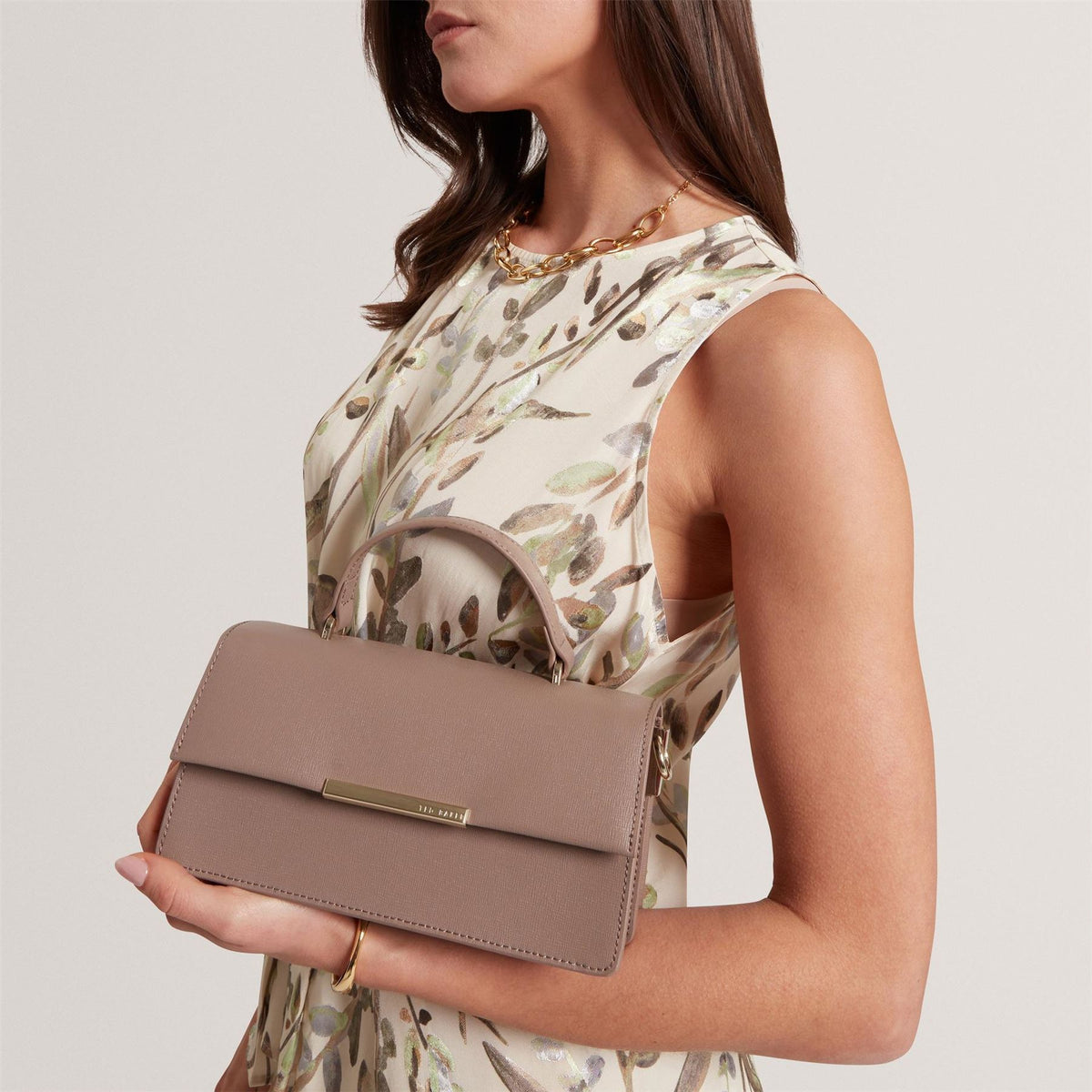 Ted Baker Bar Detail Wide Leather Crossbodyody Bag