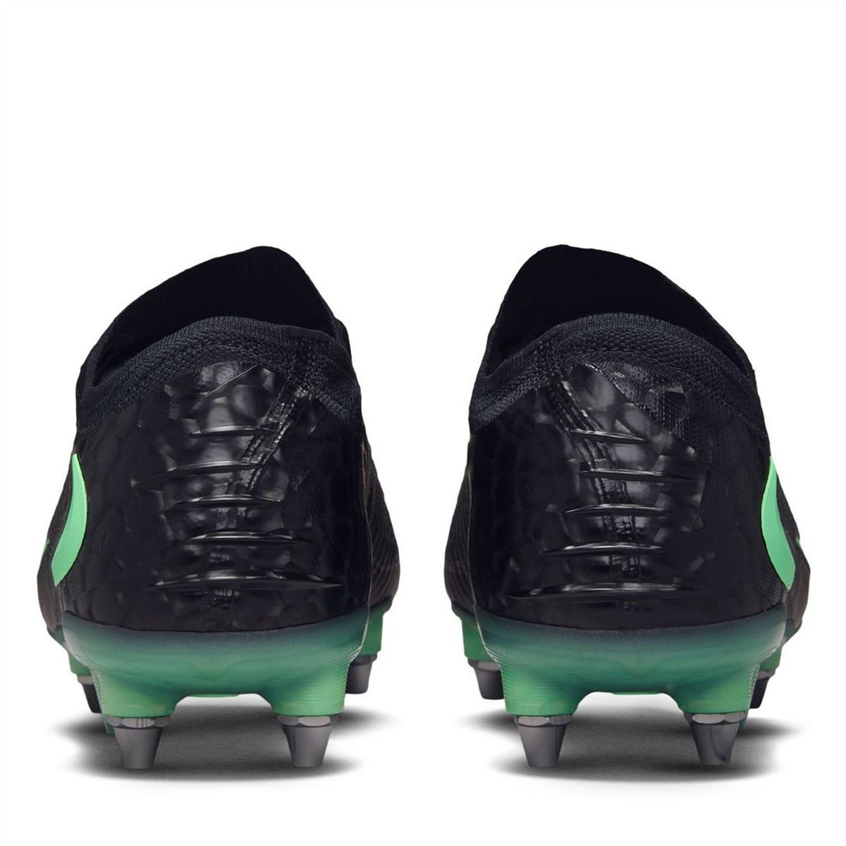 Nike Phantom 6 Low Elite Adults Soft Ground Football Boots