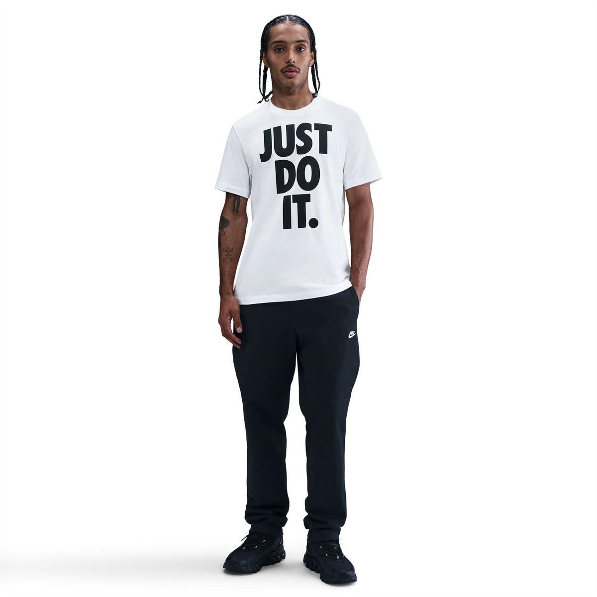 Nike Mens Sportswear Club T-Shirt