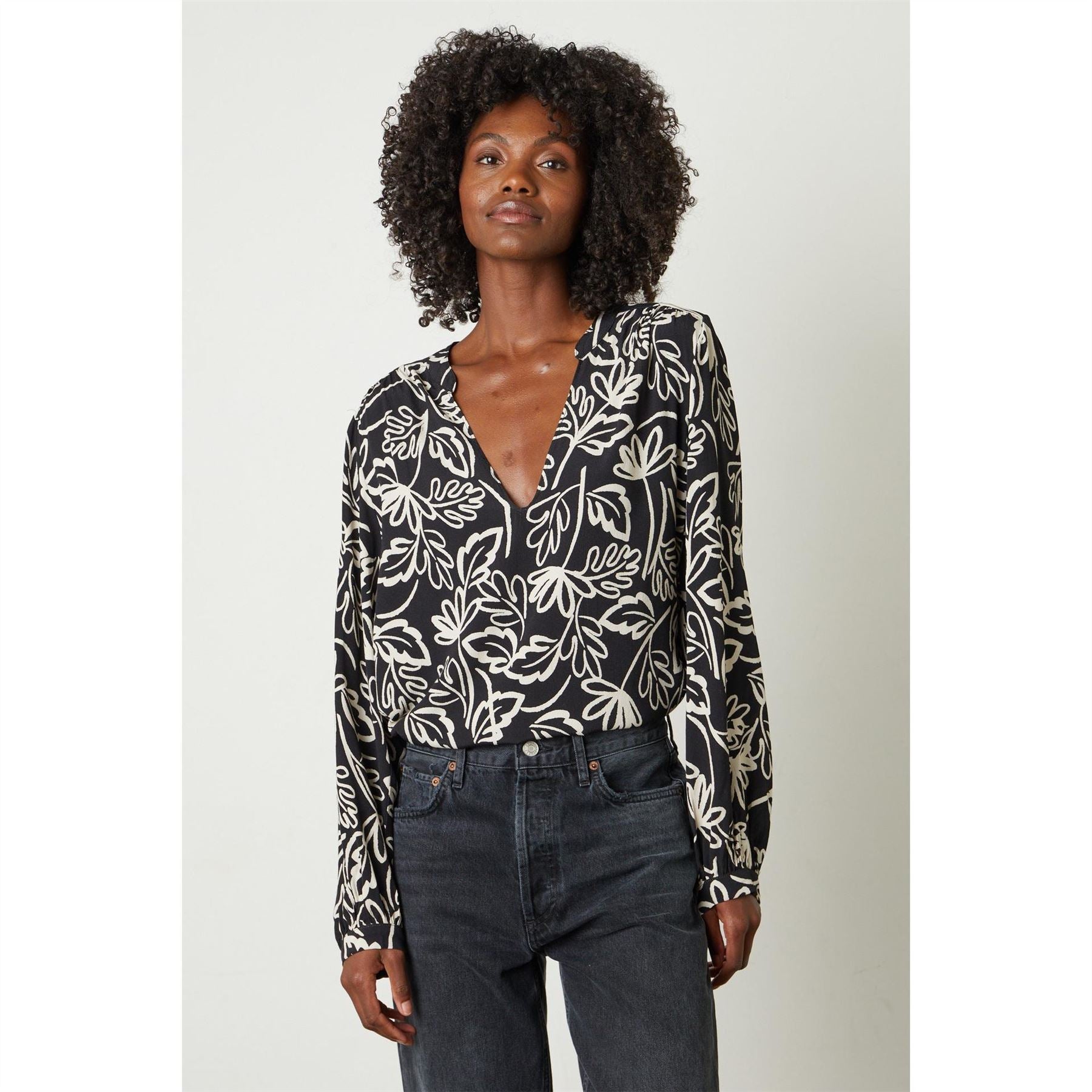 Velvet by Graham and Spencer Regular Fit V-Neck Long Sleeve Blouse