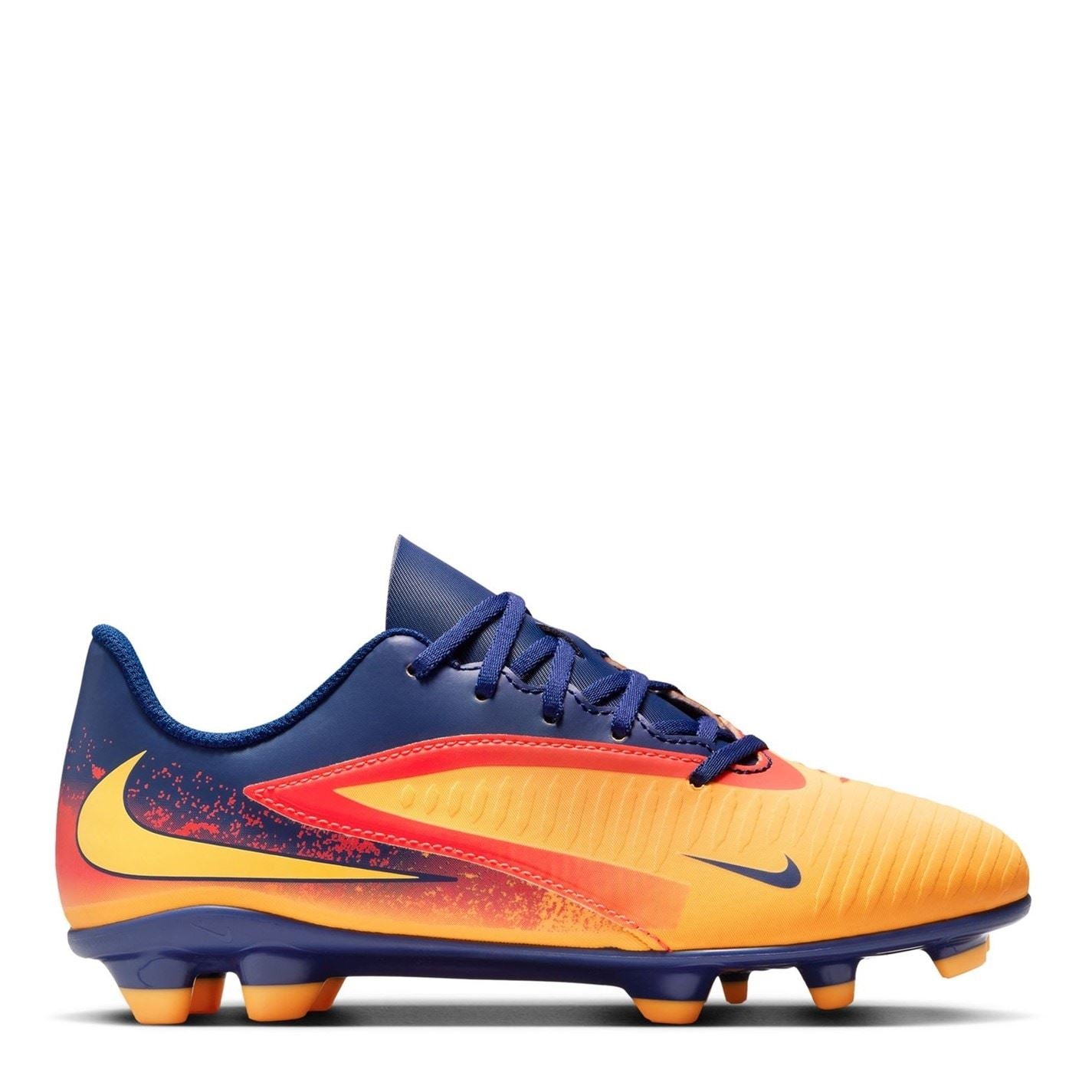 Nike Phantom 6 Club Juniors Multi Ground Football Boots
