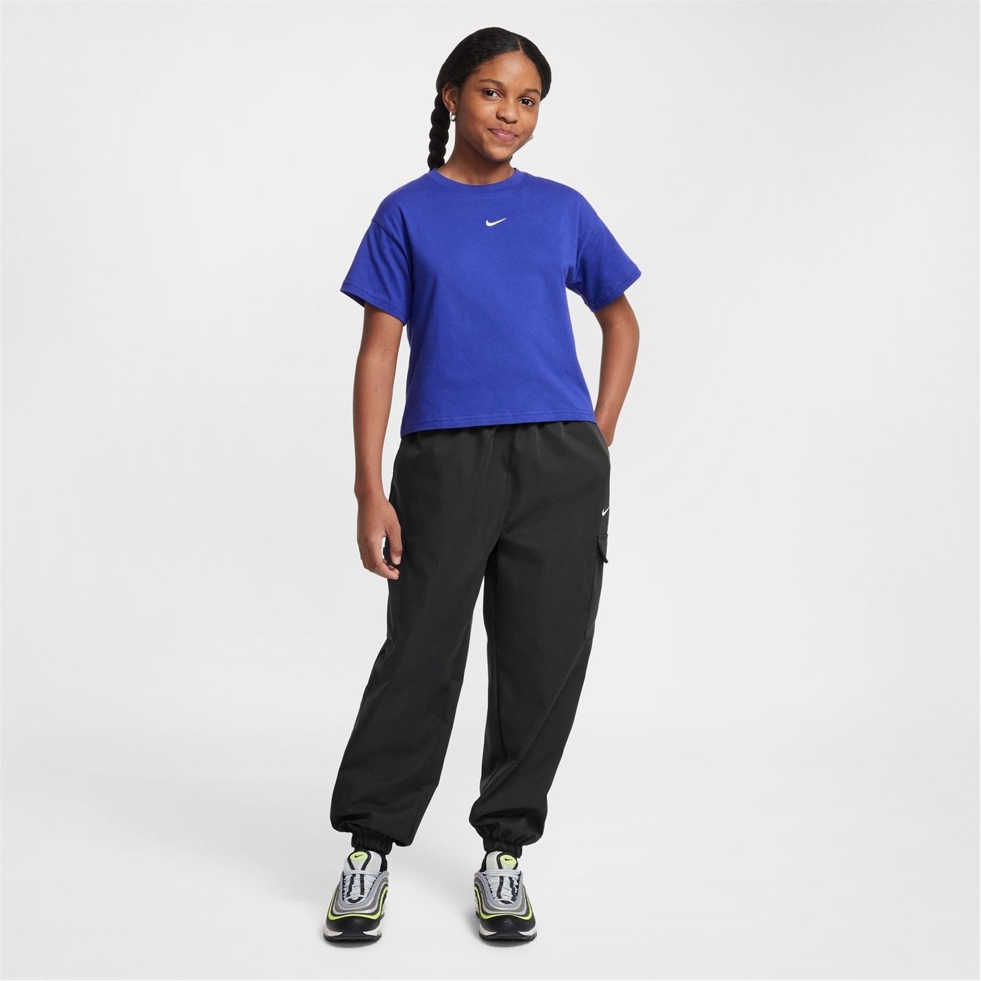 Nike Sportswear Big Kids (girls) T-Shirt