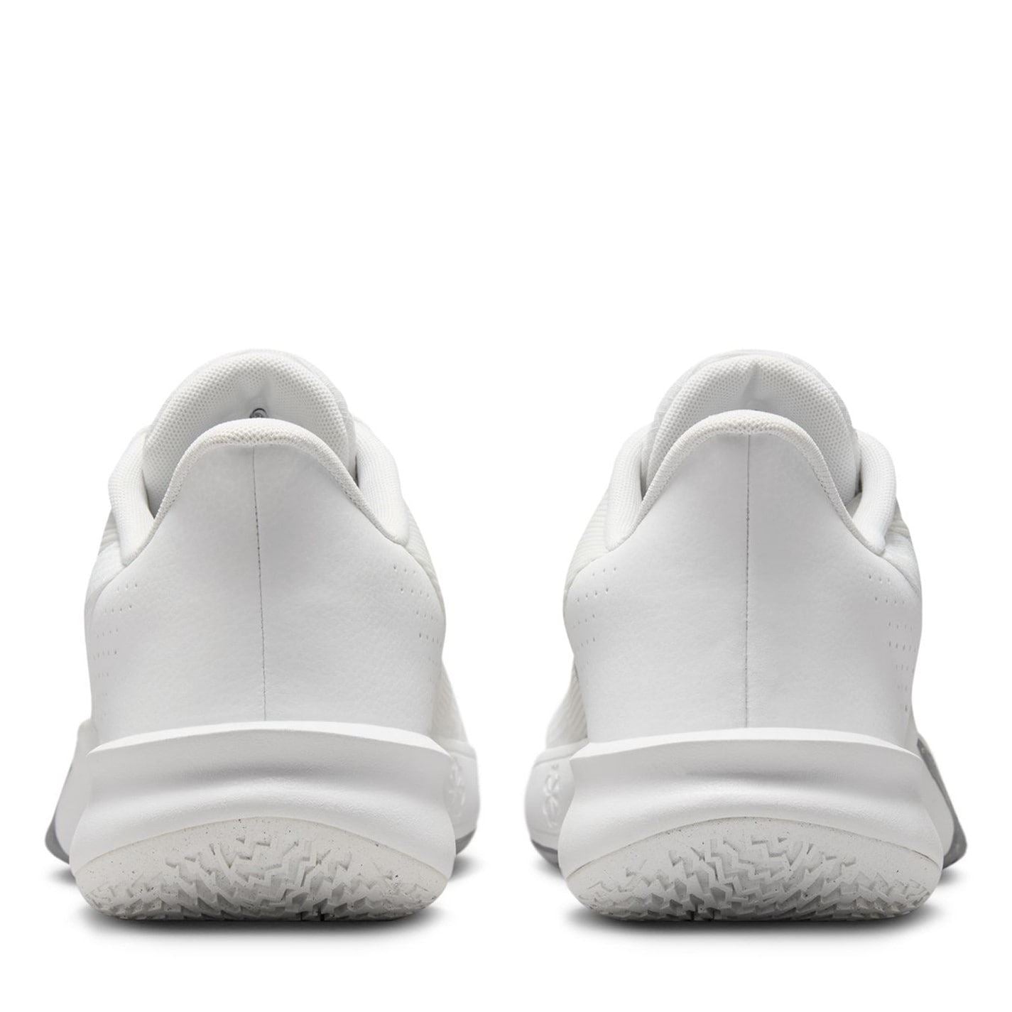 Nike Precision VII SN62 Low Top Lace-Up Sneakers